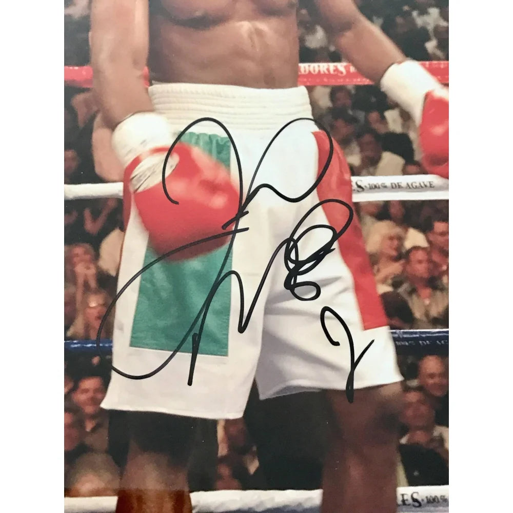 Floyd Mayweather Signed 8x10 Photo with JSA COA - Authentic Money Autograph Framed Boxing Memorabilia - Perfect for Sports Collectors & Boxing Fans Display