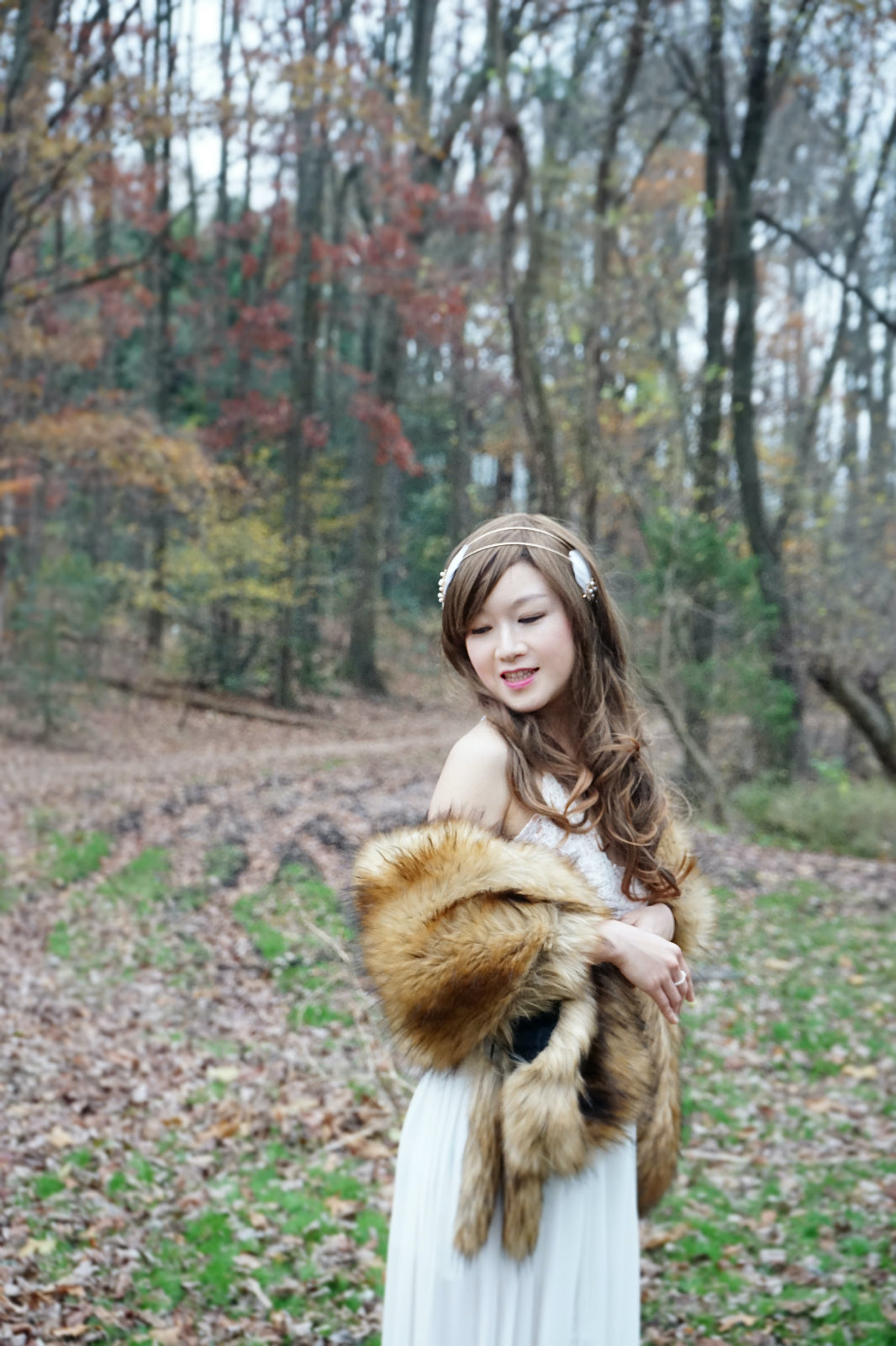 Luxury Brown Fur Shawl Wrap - Soft & Warm Winter Accessory (Lilian LBrw02) for Women - Perfect for Evening Parties, Weddings & Cold Weather Fashion