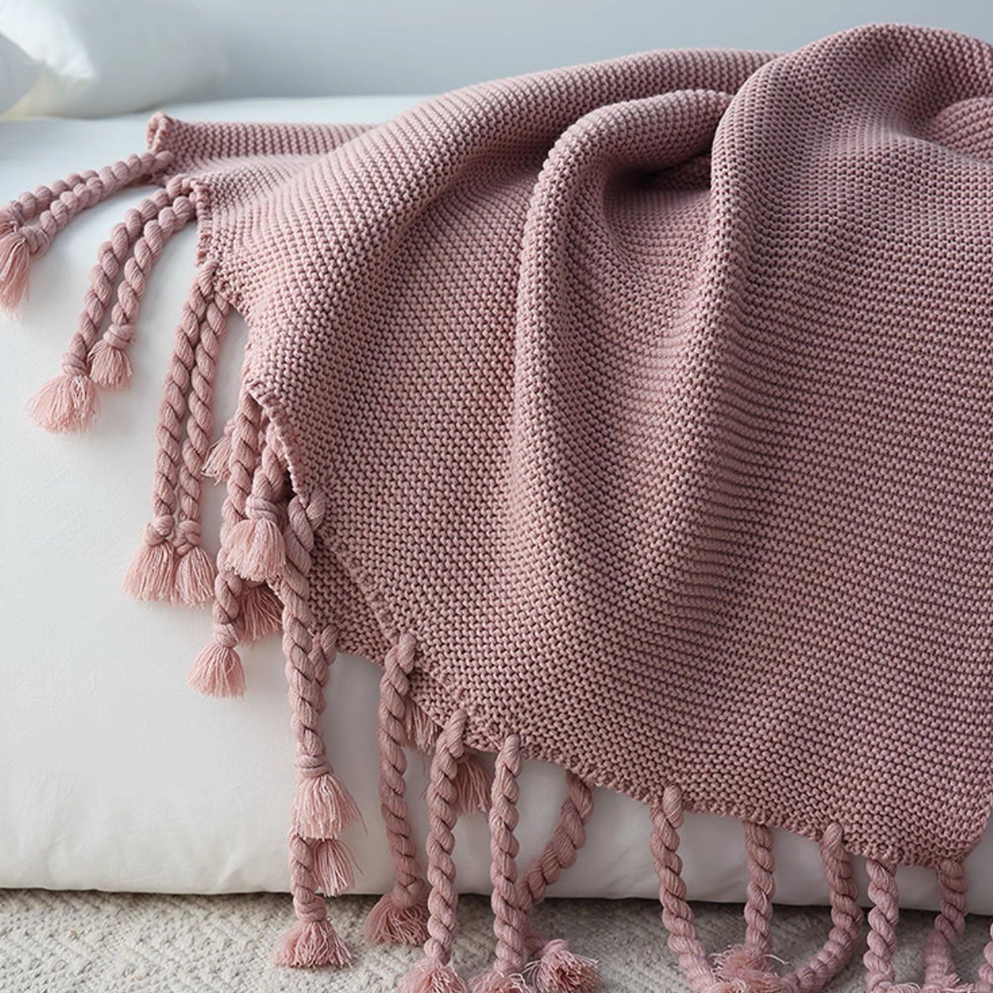 Soft & Cozy Chunky Knitted Tassel Throw Blanket - Warm Winter Plaid Blanket for Couch, Bed & Sofa - Perfect for Home Decor, Gift Giving & Cozy Nights