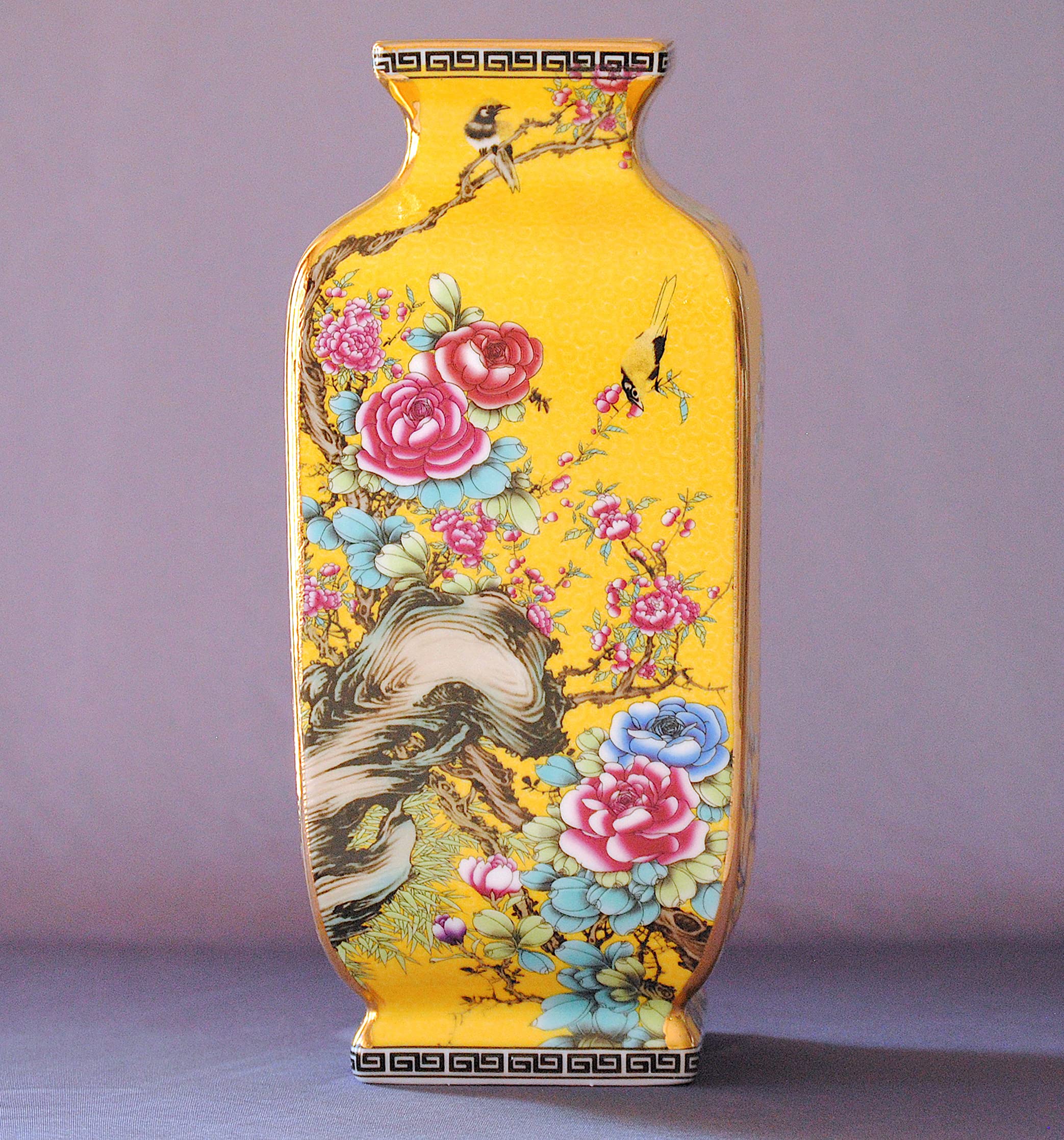 10'' Handmade Chinese Porcelain Vase with Qing Dynasty Famille Rose Painting - Yellow Yuyi Vase for Home Decor, Wedding Centerpiece & Luxury Gift