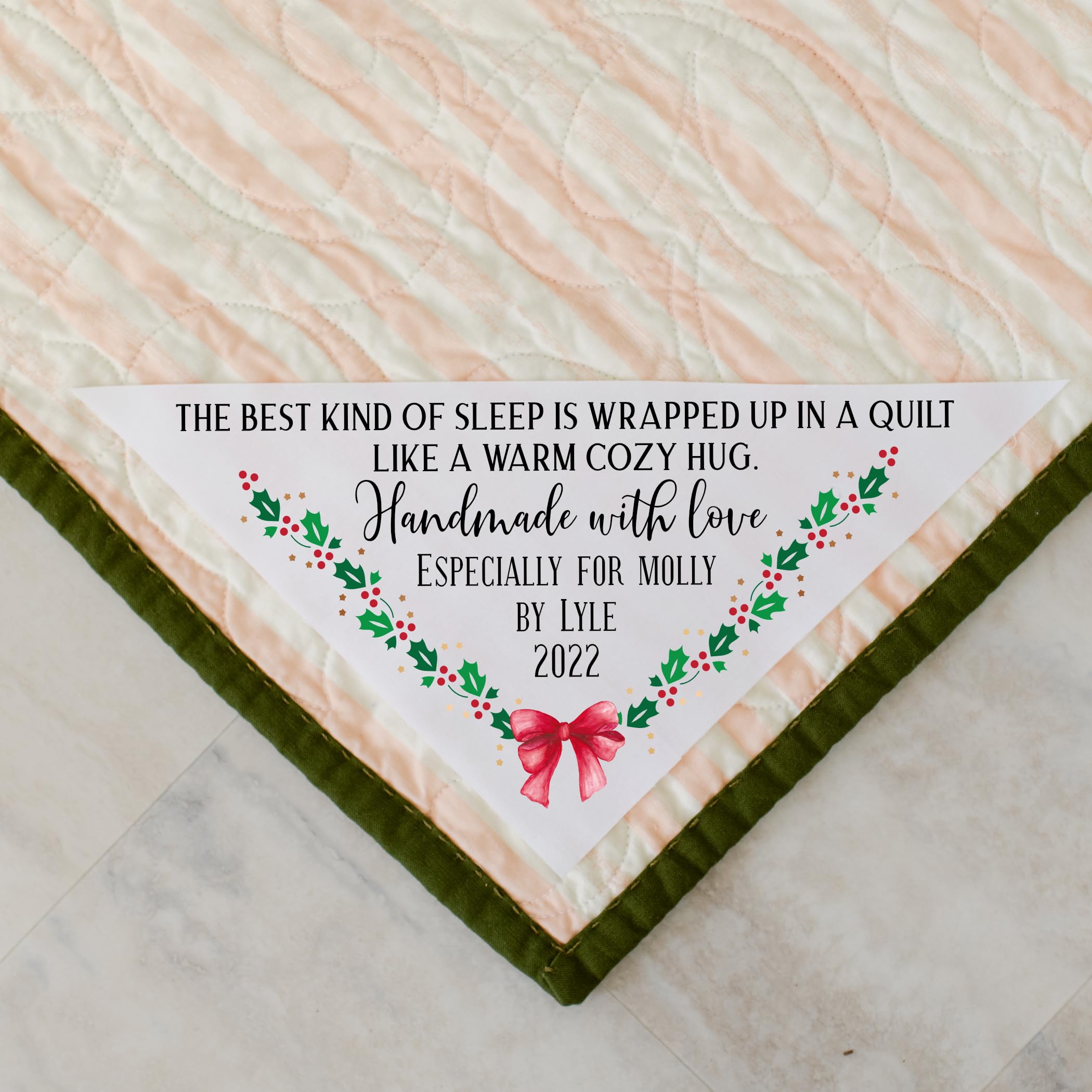 Custom Embroidered Quilt Label - Personalized Christmas Quilt Tags for Handmade Blankets & Quilts - Perfect for Gift Giving & Family Heirlooms