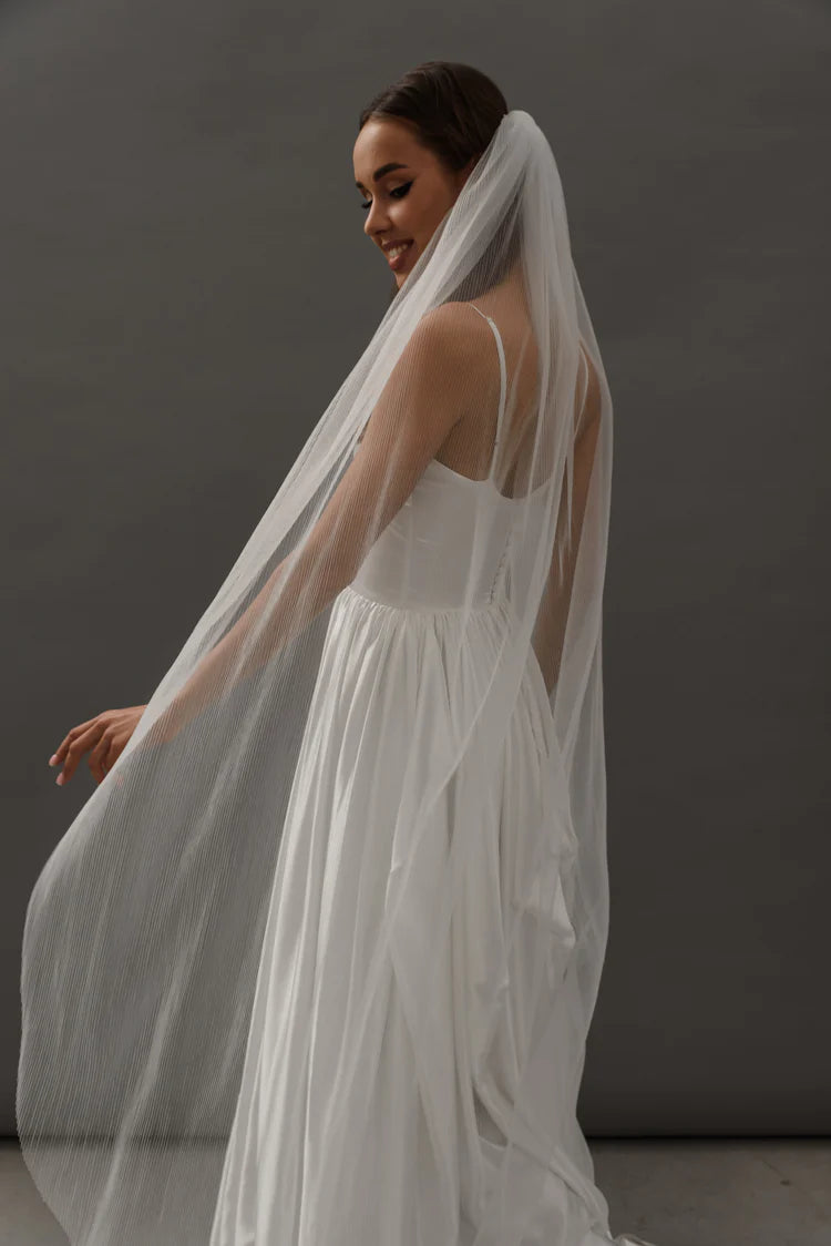 Elegant V021 Pleated Veil for Brides - Perfect for Weddings, Prom, and Formal Events