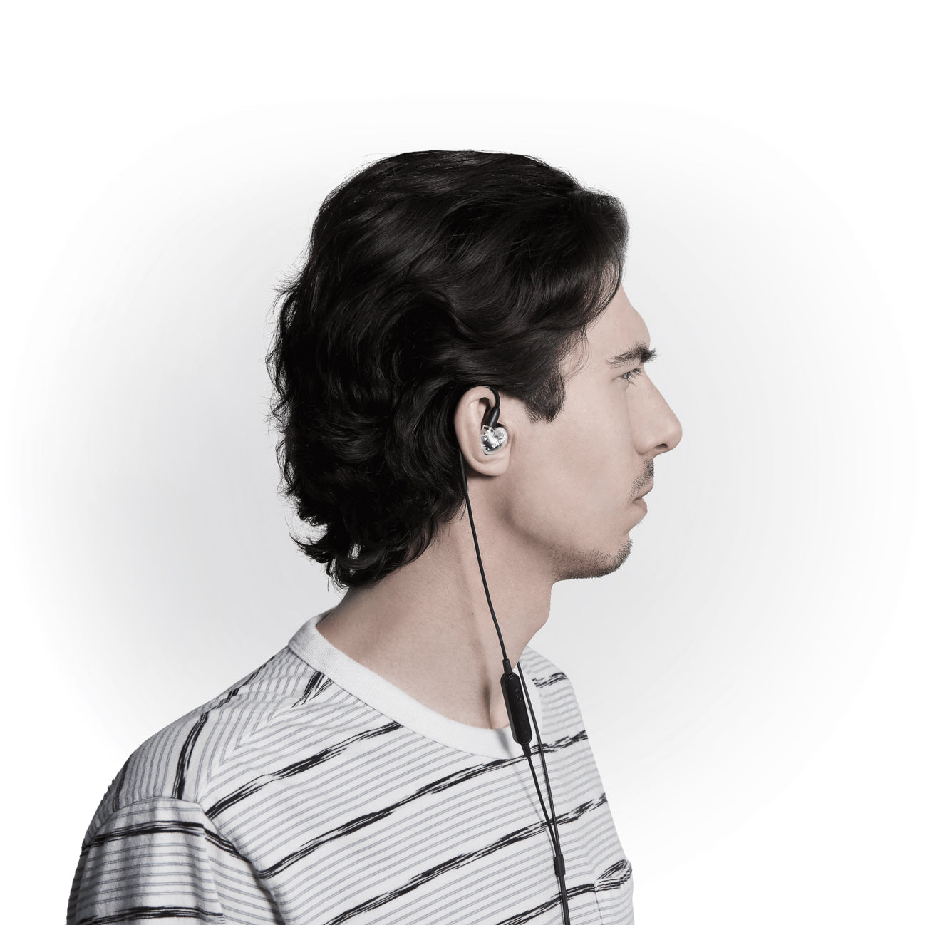 Shure AONIC 4 High-Fidelity Sound Isolating Earphones with Noise Cancellation - Perfect for Audiophiles, Musicians & Travelers | Studio Monitoring, Commuting & Music Listening