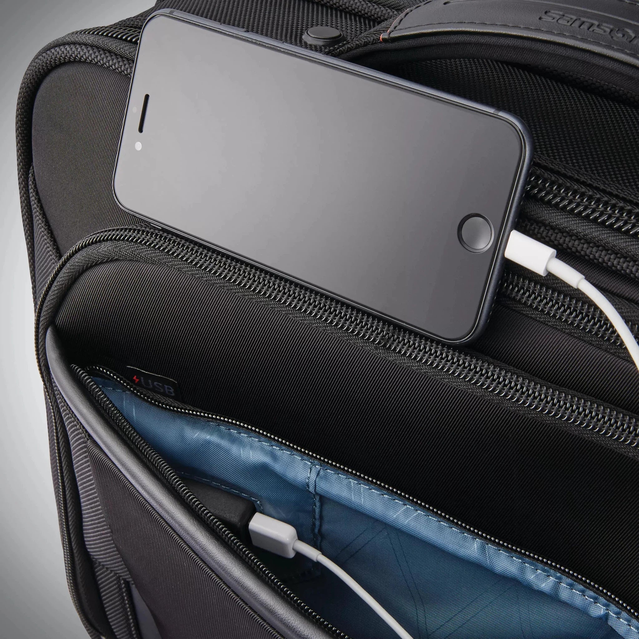 Samsonite Pro Vertical Spinner Luggage - 20