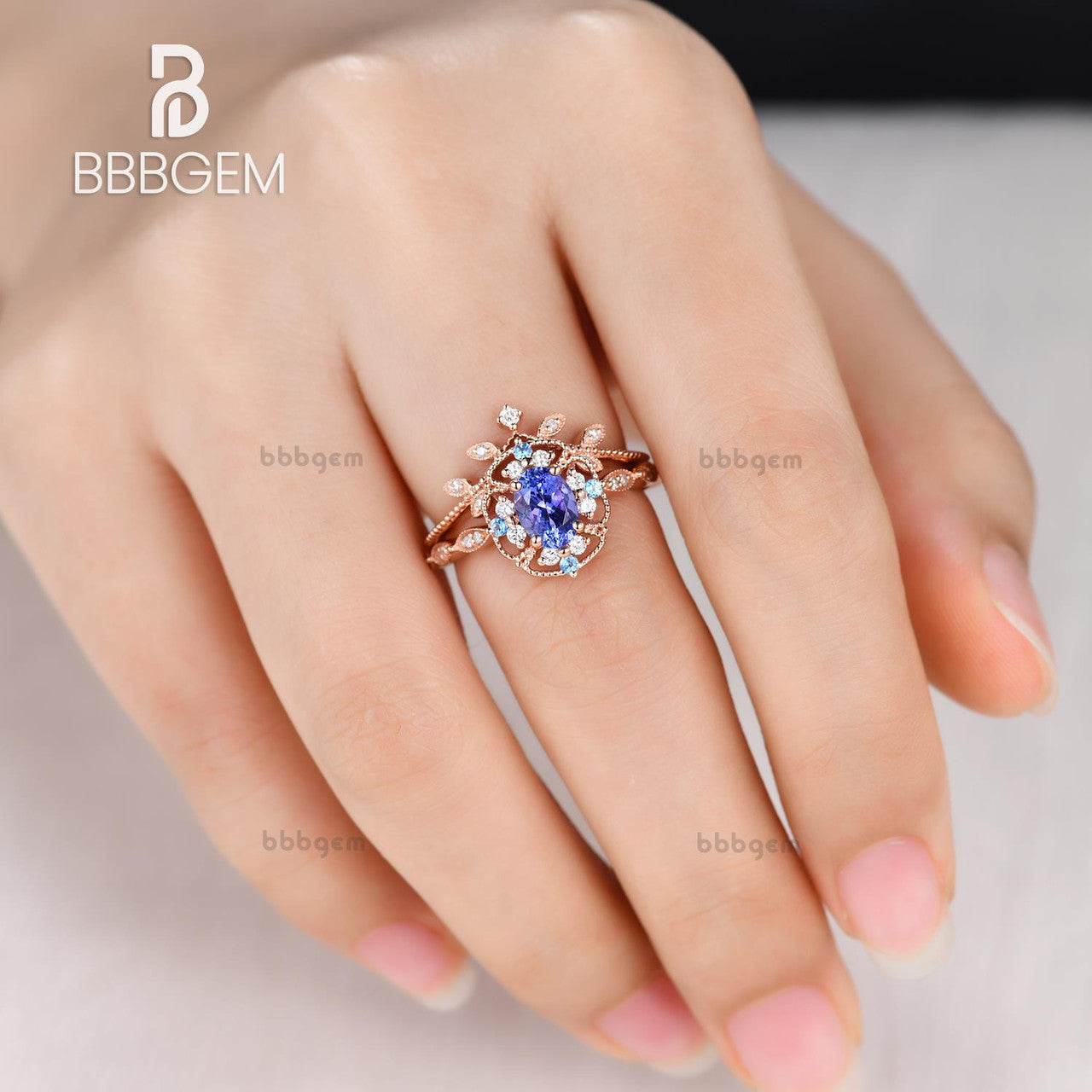 Exquisite Rose Gold Tanzanite Engagement Ring & Art Deco Diamond Wedding Ring Set for Women - Vintage Bridal Jewelry, Anniversary Gift, Proposal Present