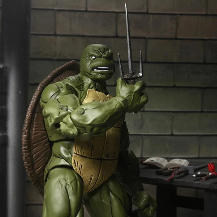 NECA Teenage Mutant Ninja Turtles: The Last Ronin Battle Damaged Action Figure - Collectible TMNT Toy for Display & Play - Perfect for Fans, Collectors & Gift Giving