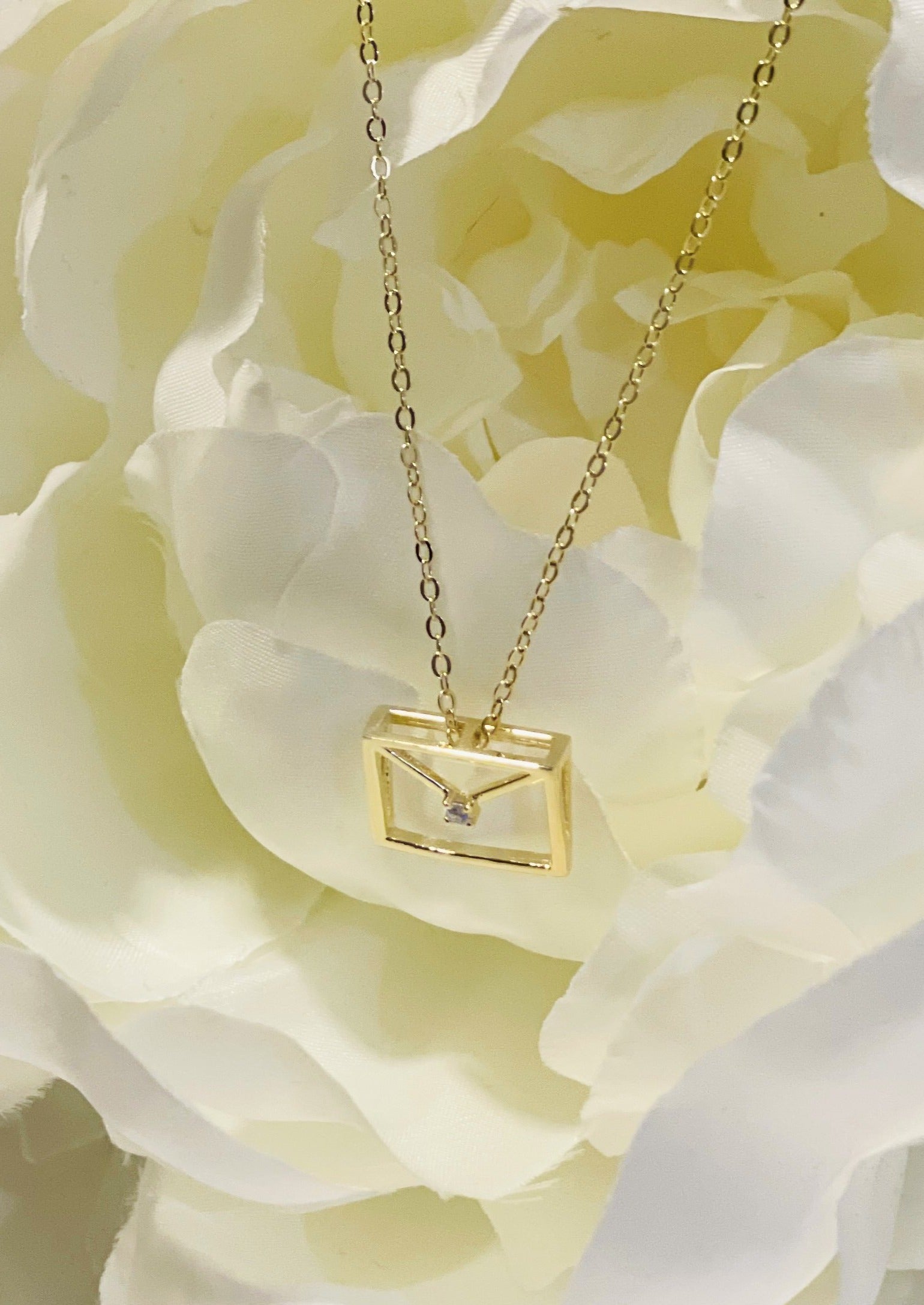 Elegant Gold Necklace for Women - 14K Gold Plated Envelope Pendant Necklace - Perfect for Valentine's Day, Anniversary & Birthday Gifts