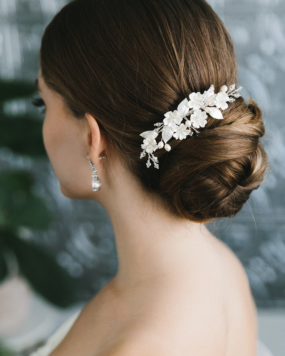 Elise Pearl Hair Comb - Elegant Bridal & Wedding Hair Accessory for Women - Perfect for Updos, Braids, and Special Occasions