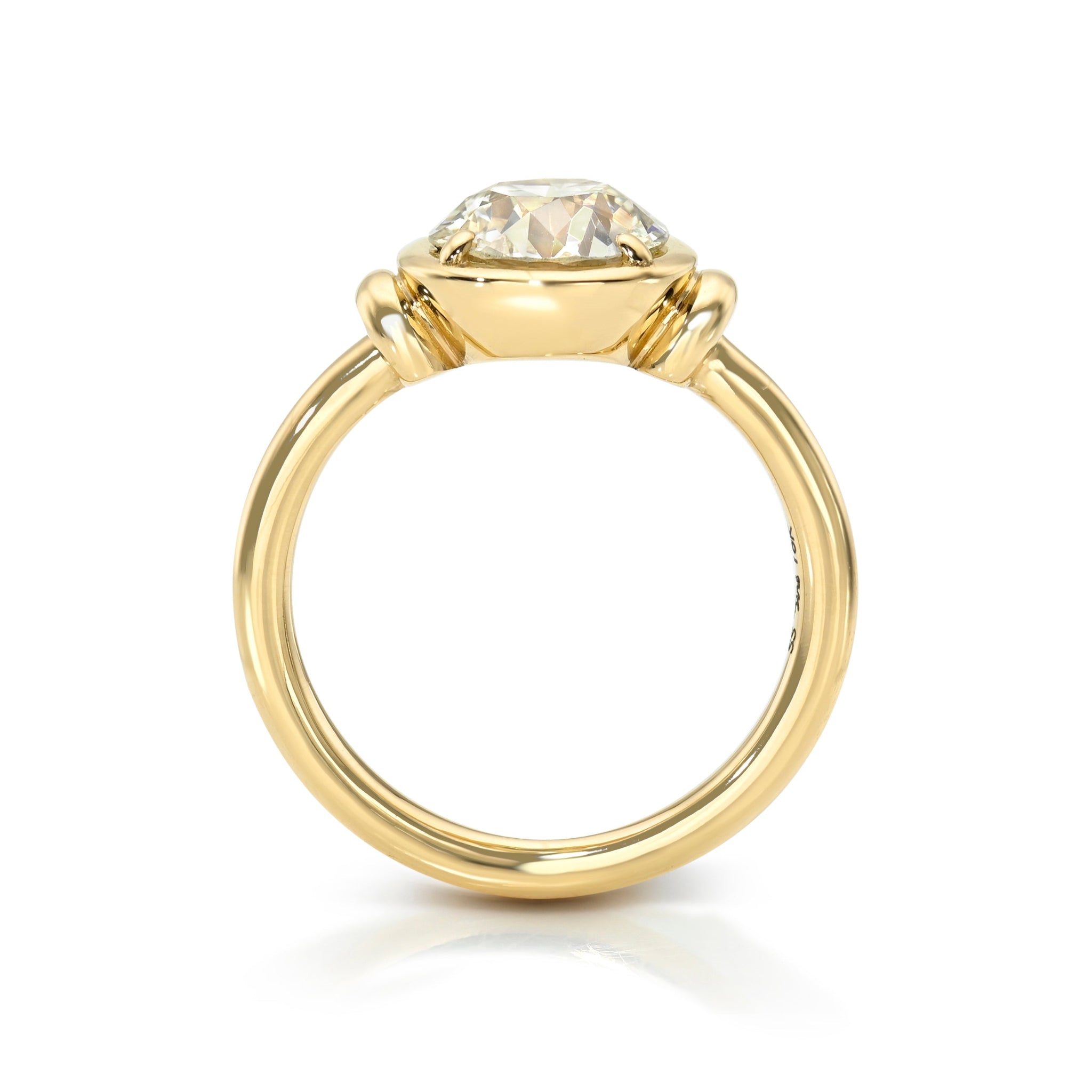 Single Stone Margarette Ring - Elegant Solitaire Ring for Women | Perfect for Engagement, Wedding & Anniversary Gifts