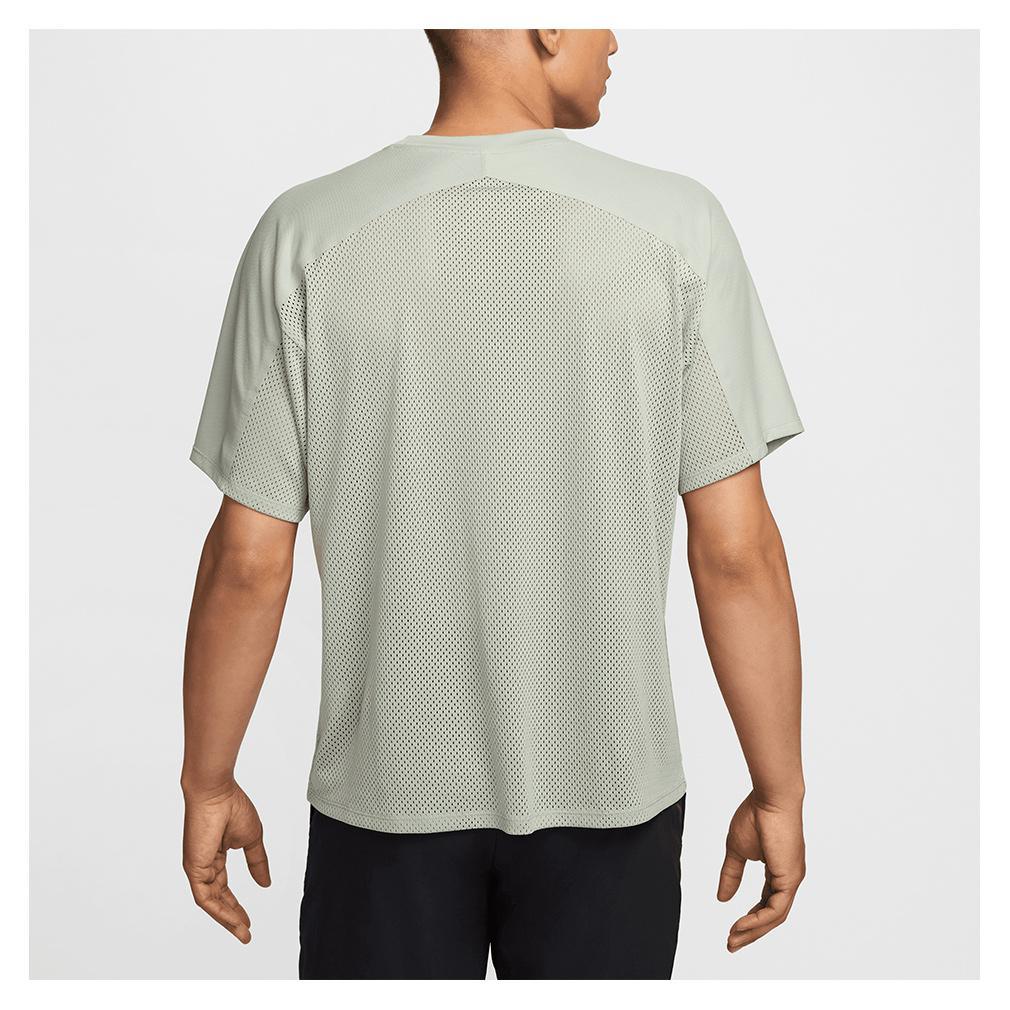 **Men's Dri-FIT Wild Card Tennis Shirt - Moisture-Wicking, Breathable Performance Top in Jade Horizon & Black | Ideal for Tennis, Gym & Casual Wear**