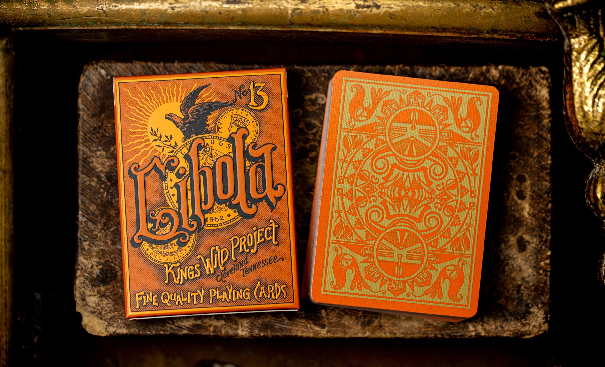 Premium Cibola Playing Cards - 100% Plastic, Waterproof & Durable for Poker, Magic Tricks & Card Games - Ideal for Casino Nights, Family Gatherings & Travel