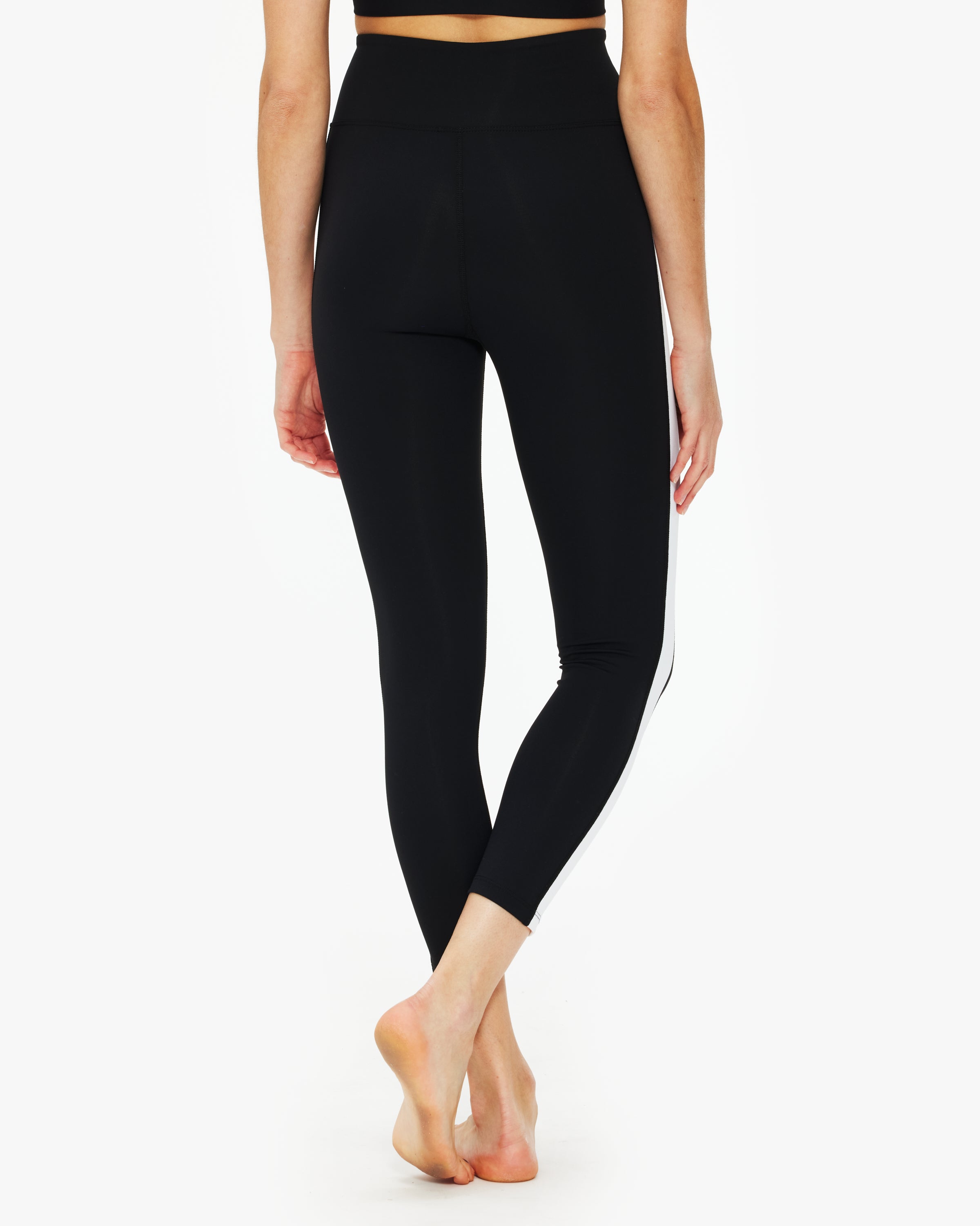 Year Of Ours High-Waisted 7/8 Length Sports Leggings for Women - Perfect for Yoga, Running & Gym Workouts