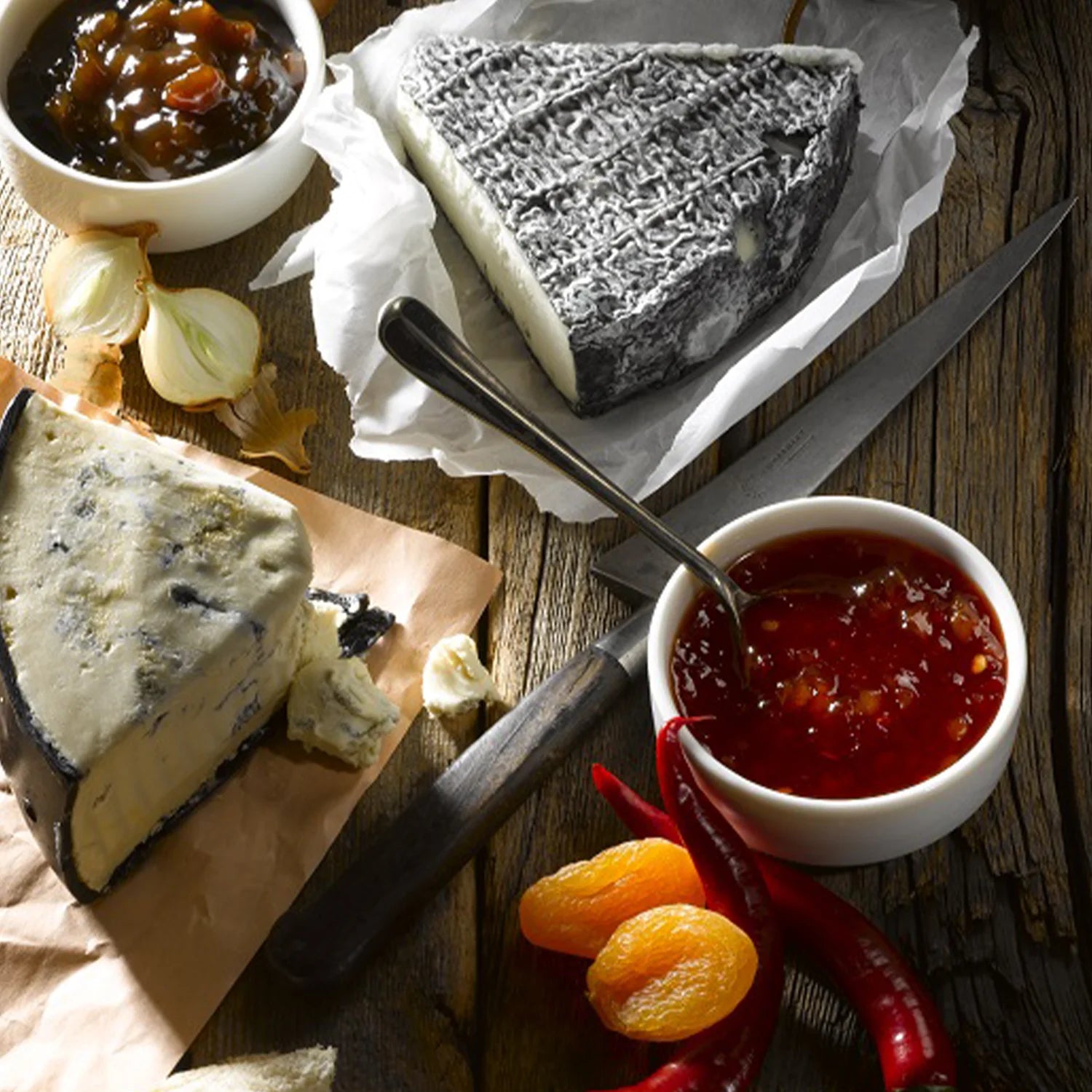 Gourmet Du Village Red Pepper Jelly - Sweet & Spicy Cheese Topping for Crackers, Charcuterie Boards & Holiday Appetizers - Perfect for Entertaining & Gifts
