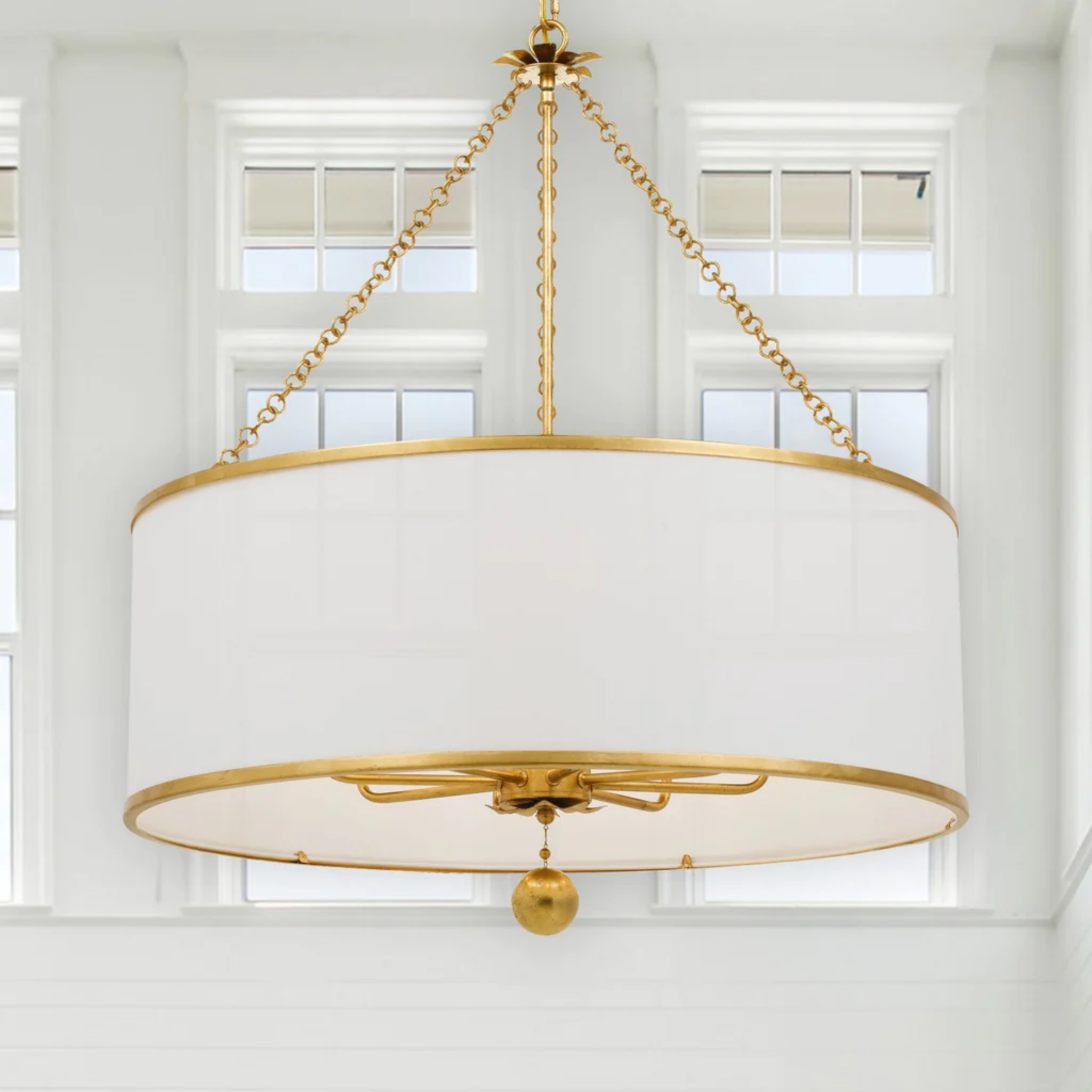 8-Light Crystal Broche Chandelier - Elegant Dining Room & Living Room Ceiling Light Fixture for Home Decor