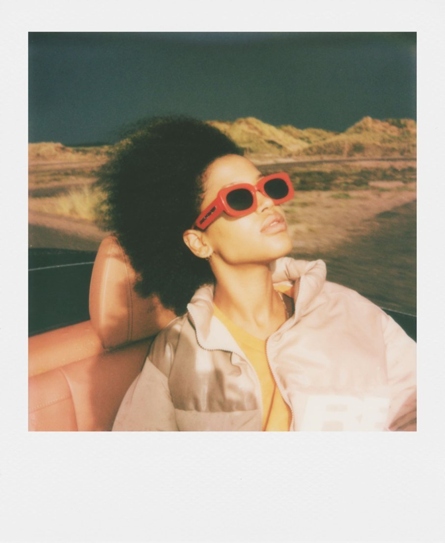Polaroid Go Instant Film Double Pack - Expired Vintage Style for Retro Photography & Unique Gifts - Perfect for Parties, Weddings & Creative Projects