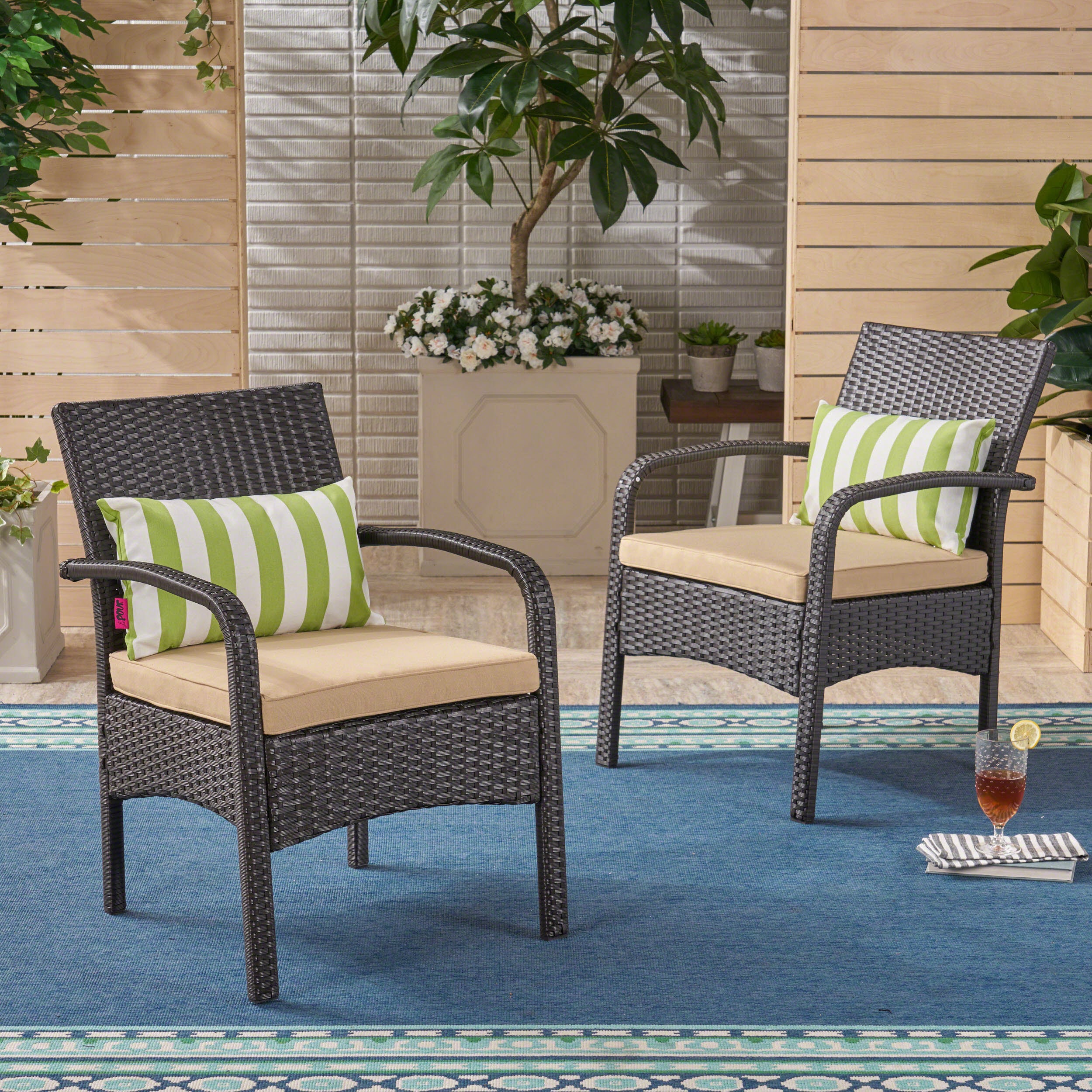 Cordoba KD Wicker Chair - Handwoven Rattan Outdoor Patio Furniture for Garden, Poolside & Balcony - Weather-Resistant & Stylish Lounge Seating