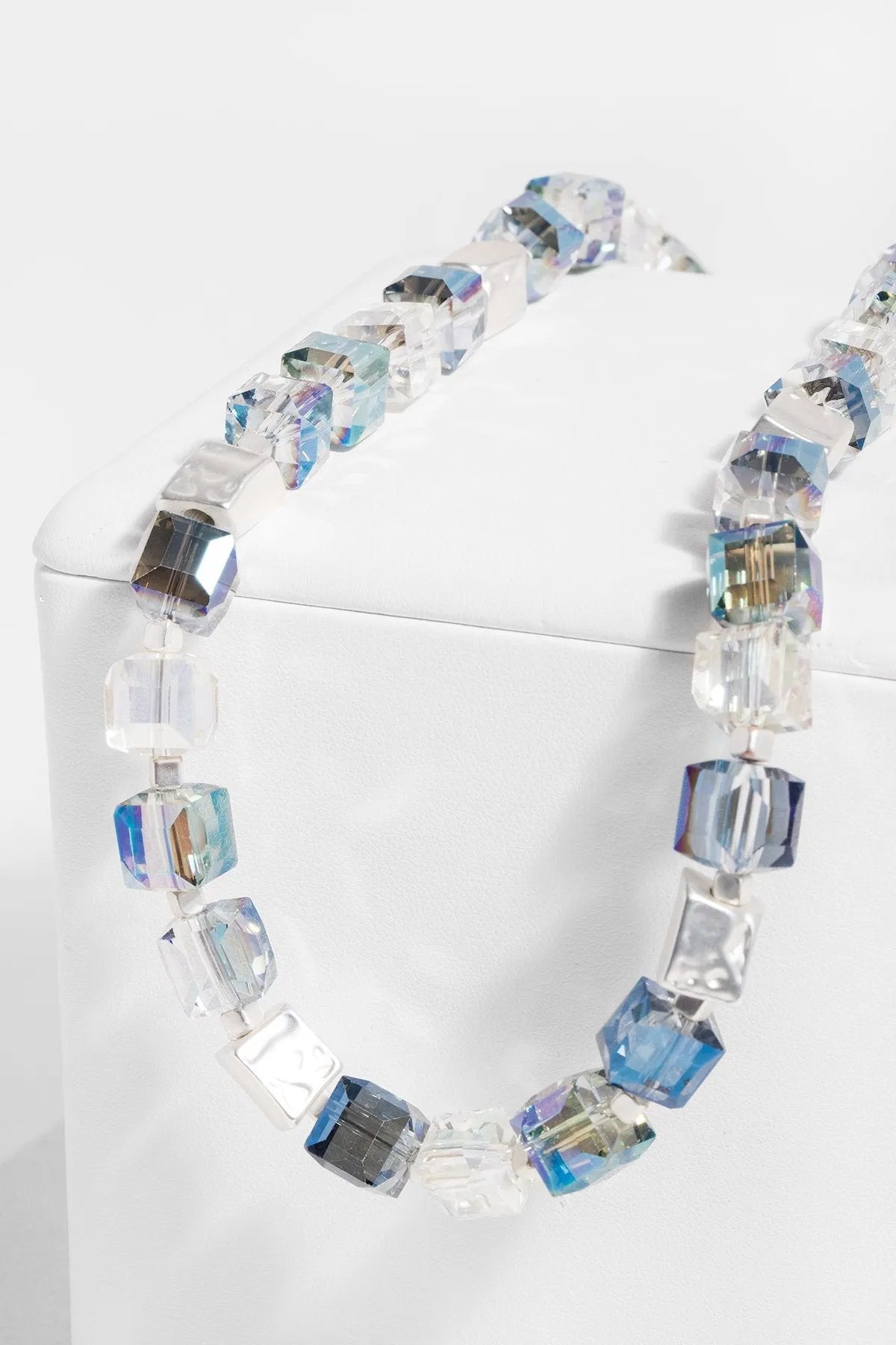 Elegant Beaded Stone Statement Necklace for Women - Boho Chic Jewelry for Parties, Weddings & Special Occasions