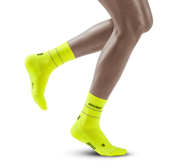 CEP Women's Reflective Mid-Cut Running Socks - High Visibility Neon Yellow for Night Jogging & Outdoor Sports (WP4CFZ) - Perfect for Marathon, Cycling & Safety Activities