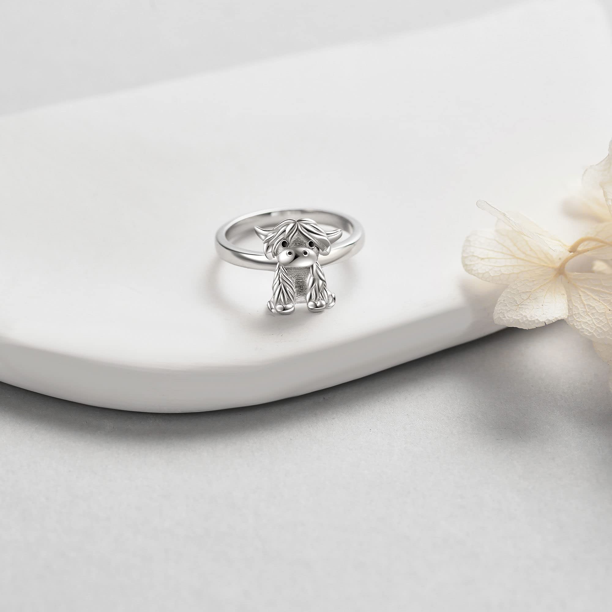 Sterling Silver Highland Cow Ring for Women - Cute Animal Jewelry Gift for Daughter, Girls (Perfect for Birthday, Christmas & Everyday Wear)