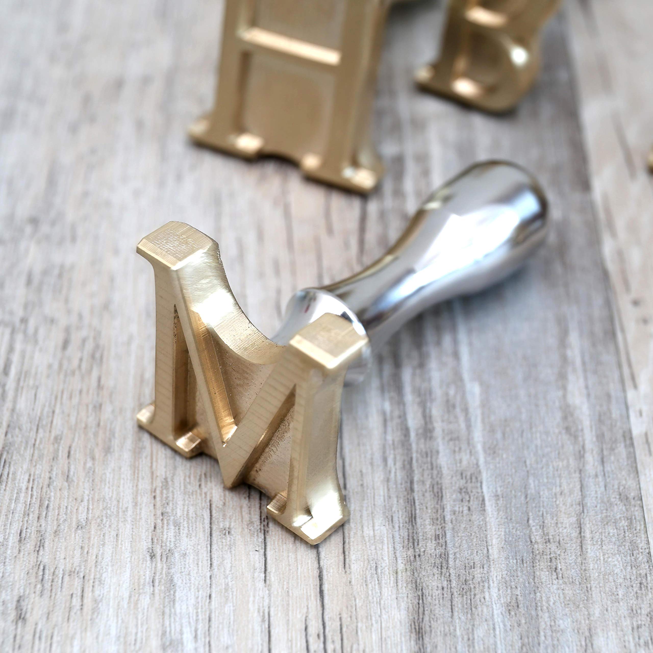 Personalized Ice Cube Stamp with Wood Handle - Custom Business Logo Ice Stamp & Bar Mold for 1.5 Inch Cubes - Perfect for Cocktail Parties, Weddings & Branded Beverages