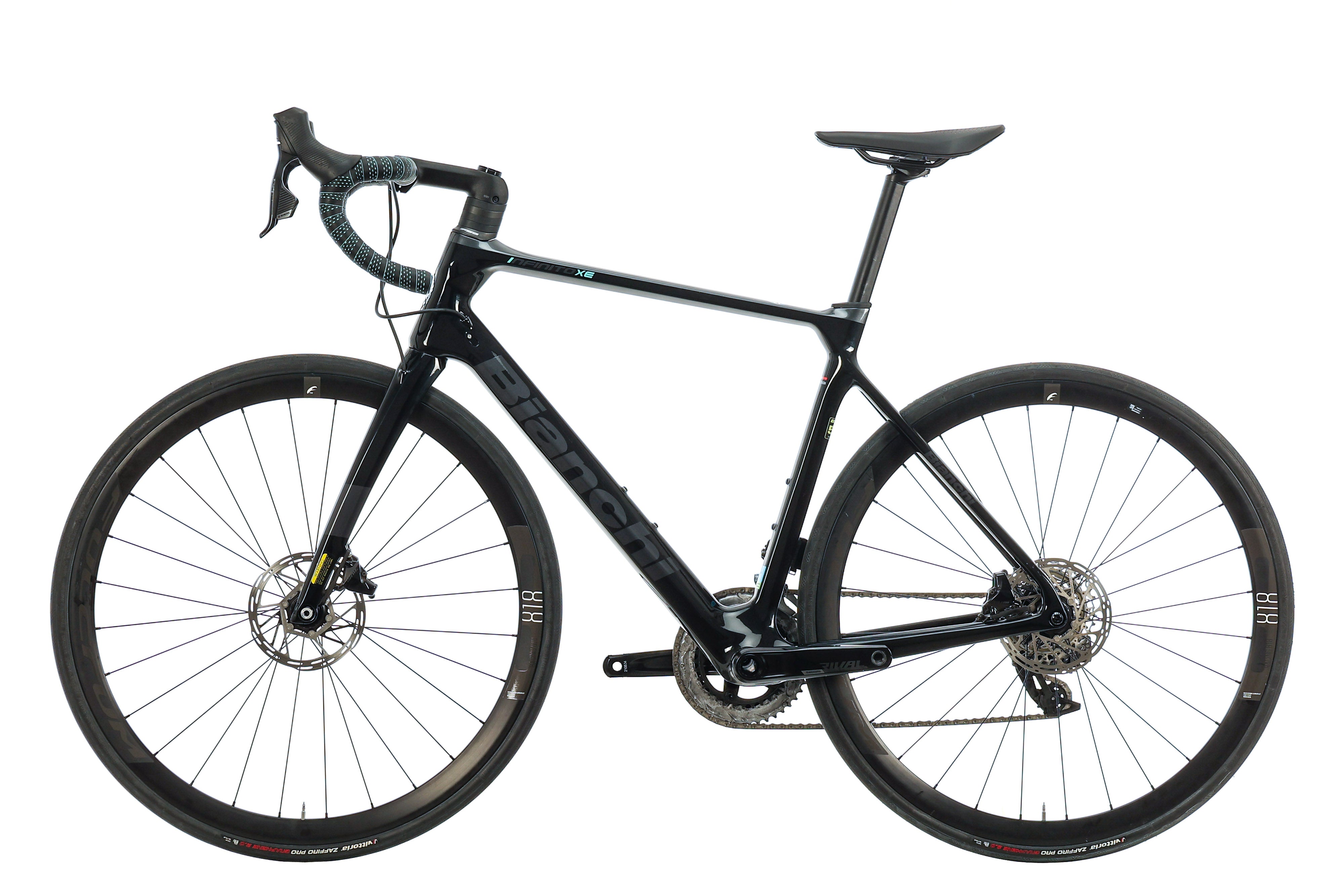 Bianchi Infinito XE Rival eTap AXS Road Bike 2022 - 55cm Carbon Frame, Wireless Shifting - Perfect for Endurance Cycling & Long-Distance Rides