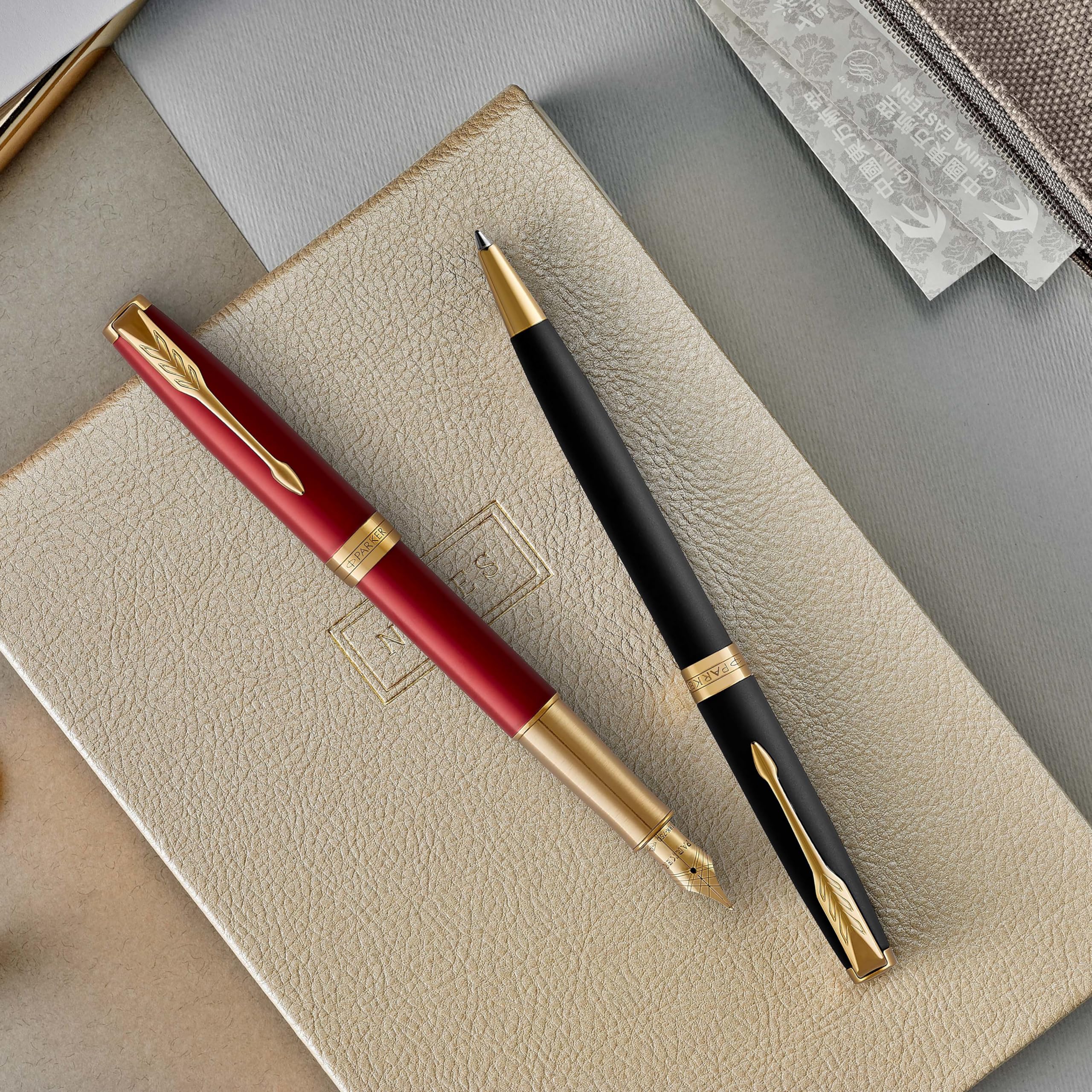 Parker Sonnet Ballpoint Pen - Matte Black Lacquer with Palladium Trim, Medium Point Black Ink Refill, Luxury Gift Box Set - Perfect for Business, Office, and Executive Gifts