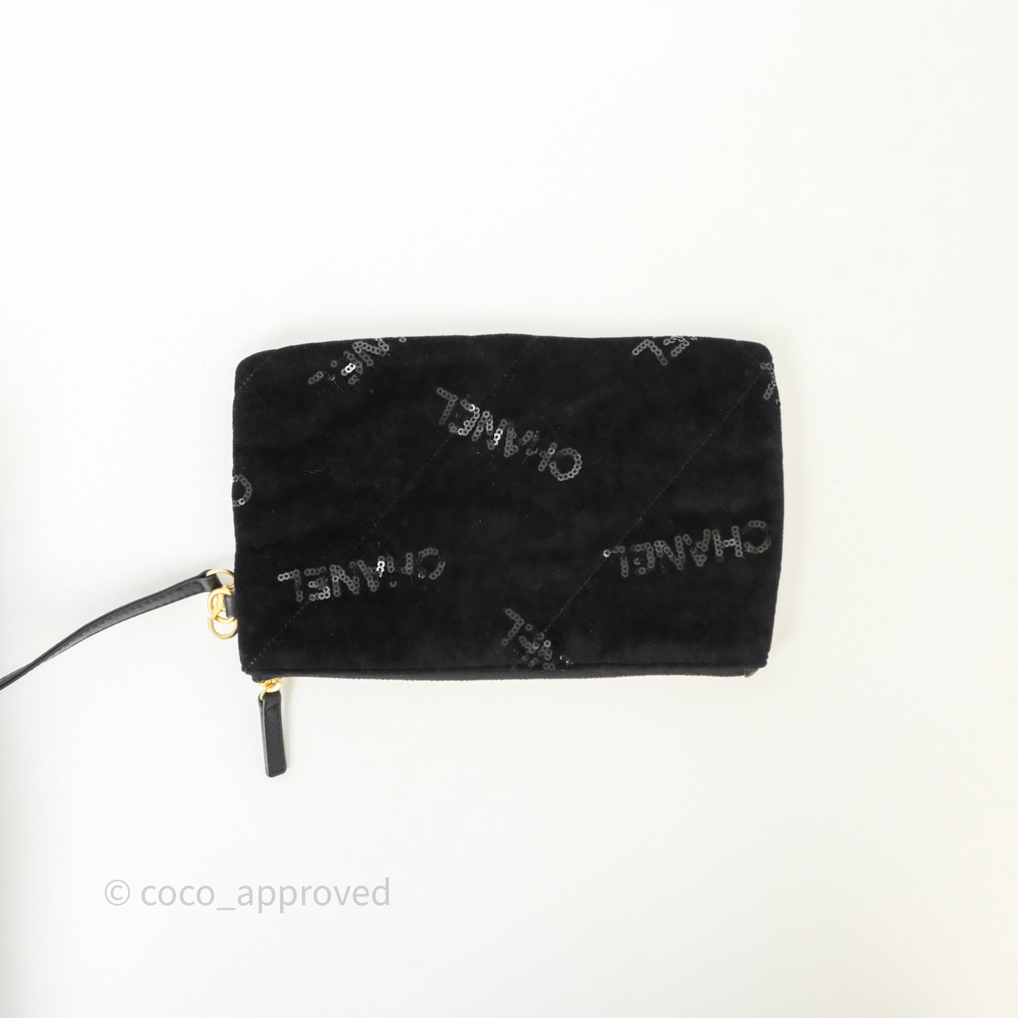 Chanel 22 Medium Handbag with Sequins Logo in Black Velvet - Perfect for Evening Parties, Date Nights & Luxury Fashion Events