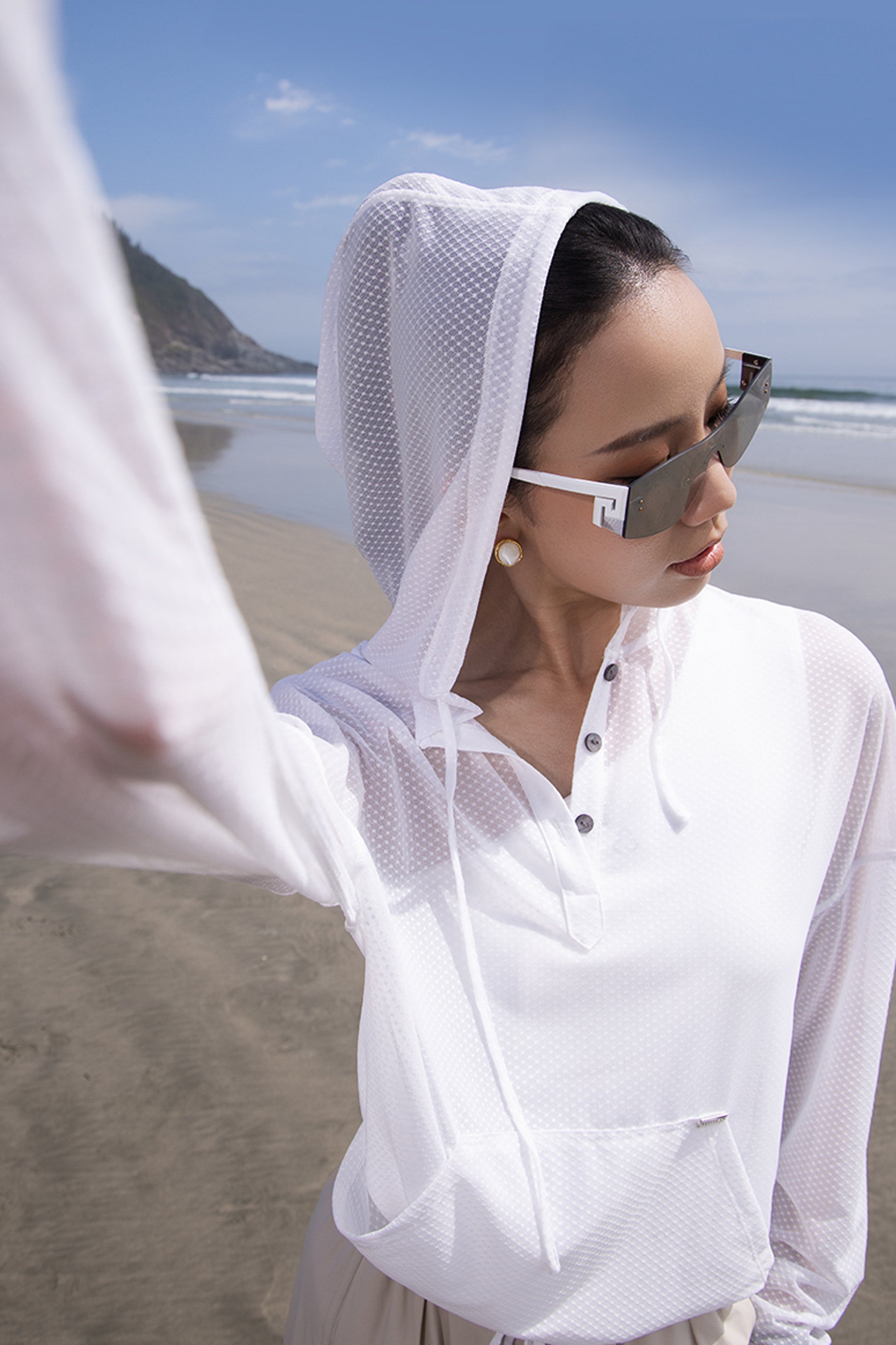Shika Hoodie - Stylish & Comfortable Women's Pullover Sweatshirt for Casual Wear, Loungewear & Outdoor Activities
