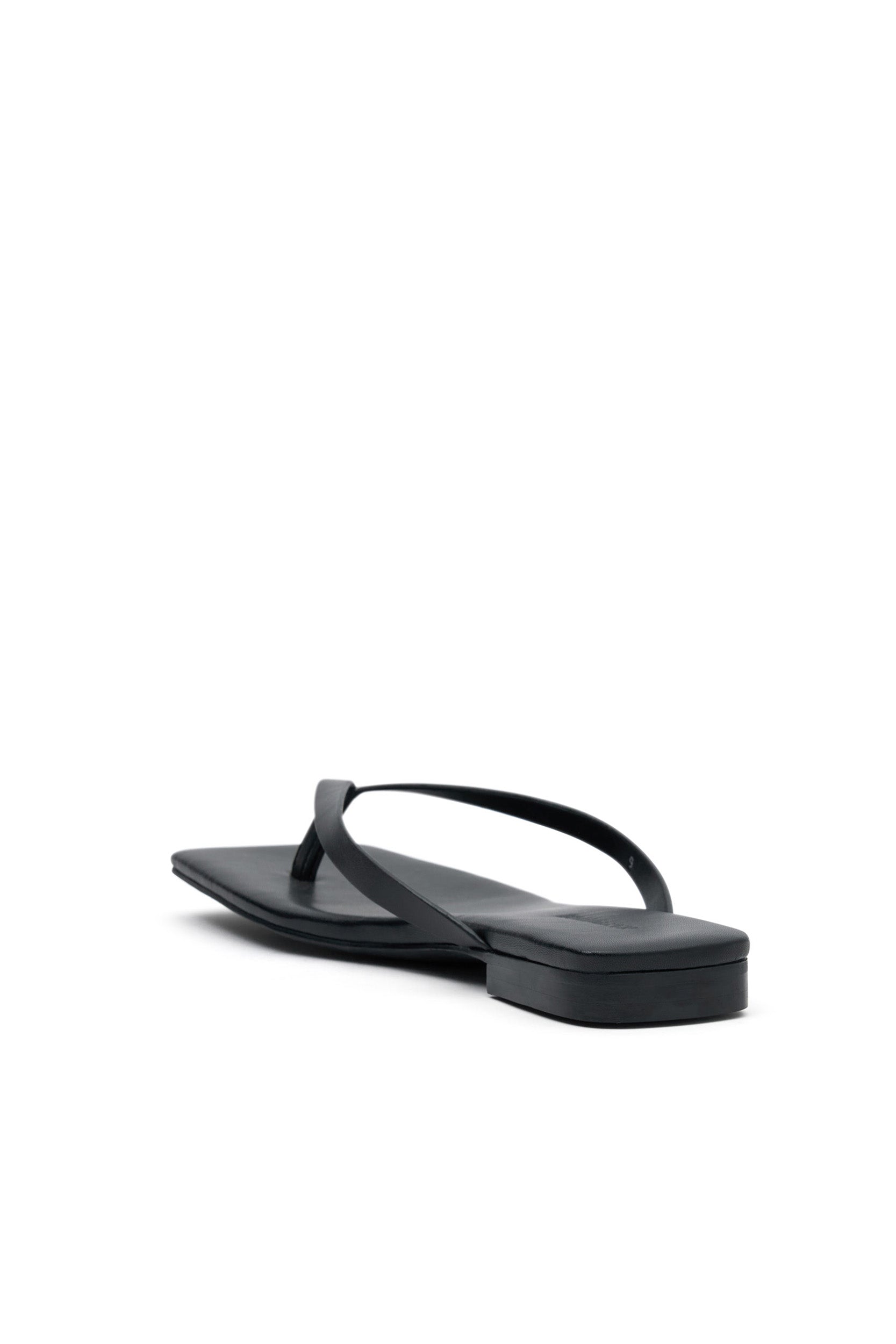 The Isola Black Thong - Seamless Comfort for Everyday Wear | Perfect for Yoga, Workouts & Lounge