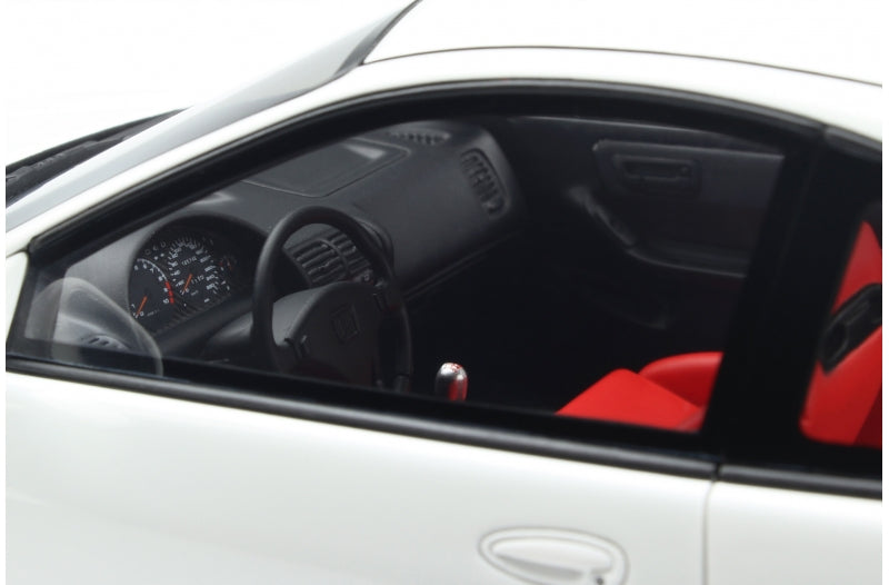1:18 Ottomobile Honda Integra DC2 Type R EURO SPEC Diecast Model Car - Championship White - Collectible Vehicle for Car Enthusiasts & Display Showcase