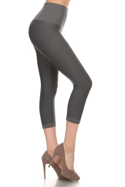 Titus Performance Moto Style Capri Leggings for Women - High Waist Yoga Pants with Pockets, Breathable Workout Leggings for Running, Gym & Motorcycle Riding