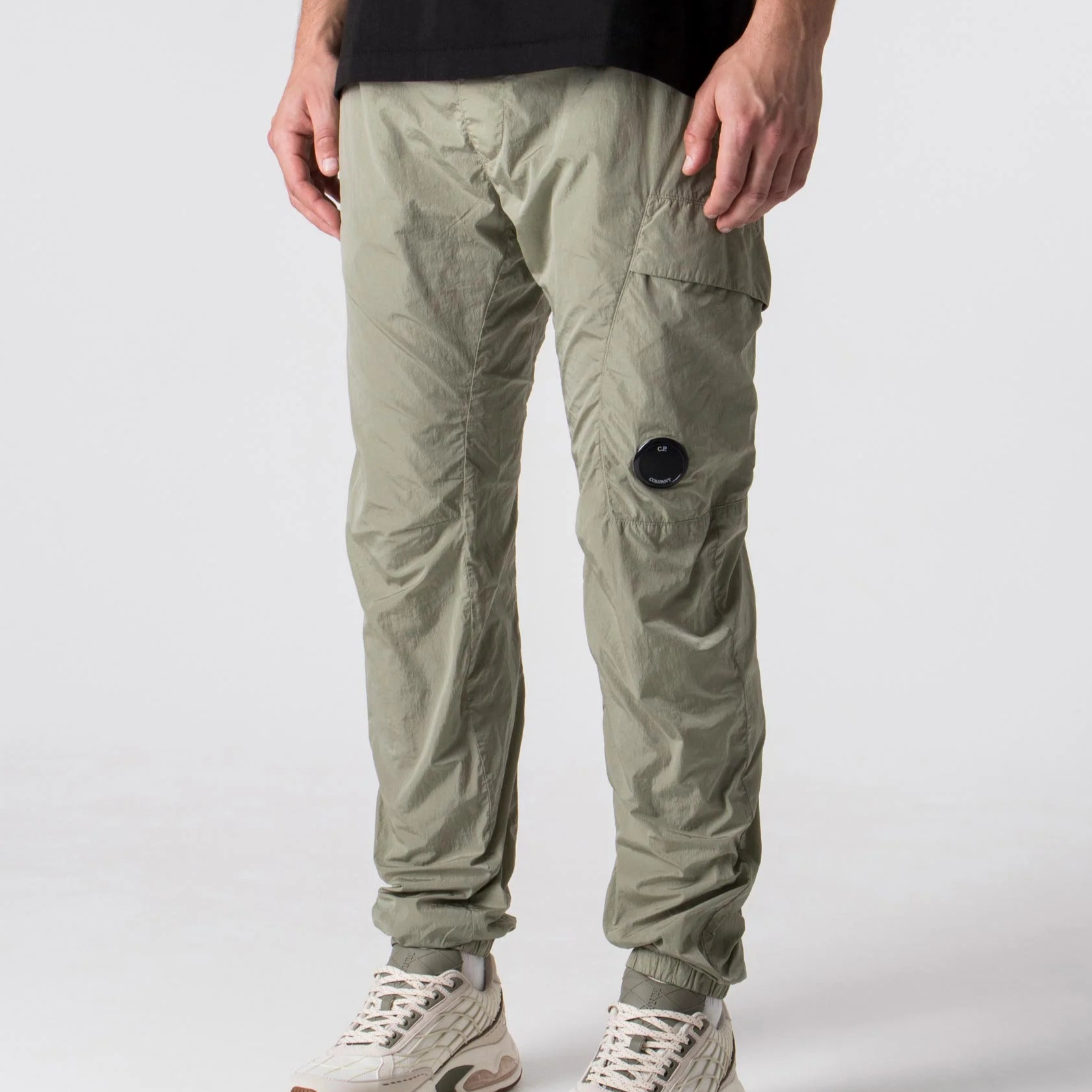 CP Company Regular Fit Chrome R Pants - Men's Casual Trousers for Urban Streetwear & Outdoor Activities