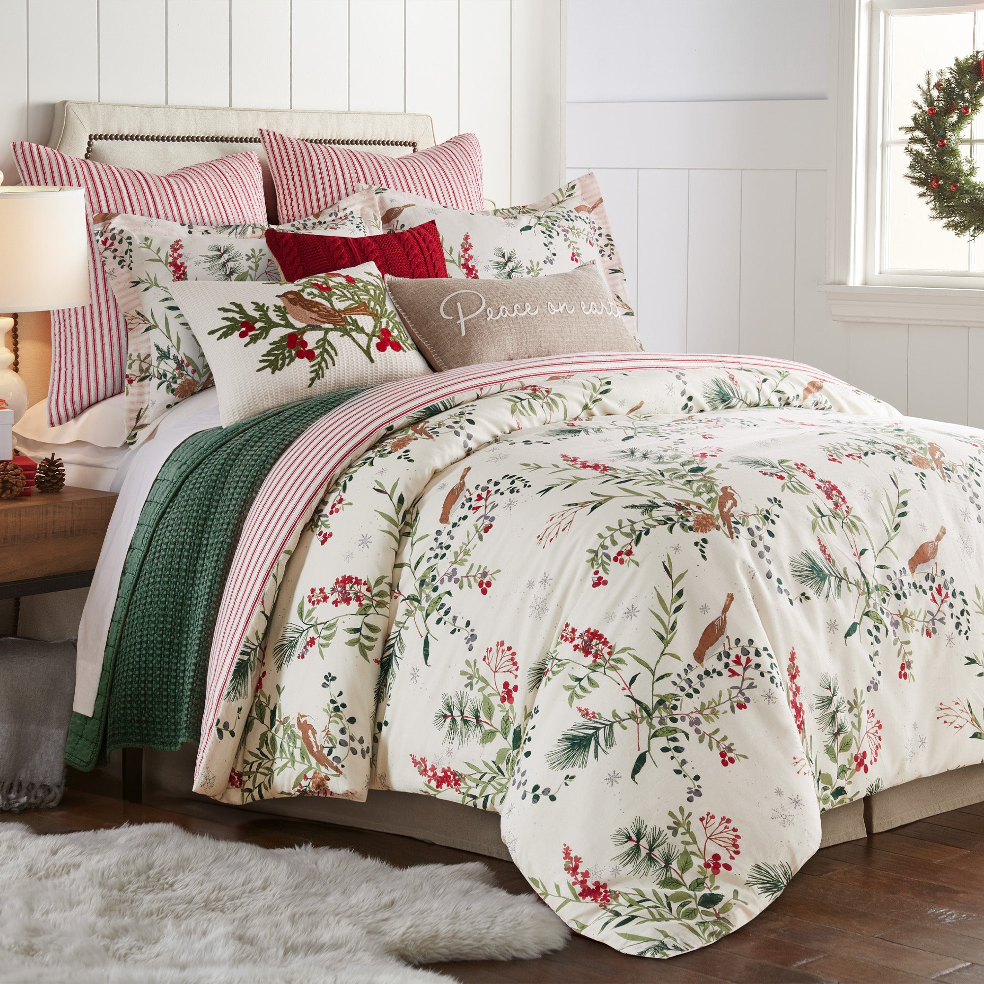 Winterberry Forest Duvet Cover Set - King Size 4-Piece Bedding Set with Pillow Shams, Soft & Breathable Microfiber - Cozy Winter Bedroom Decor for Holiday Season
