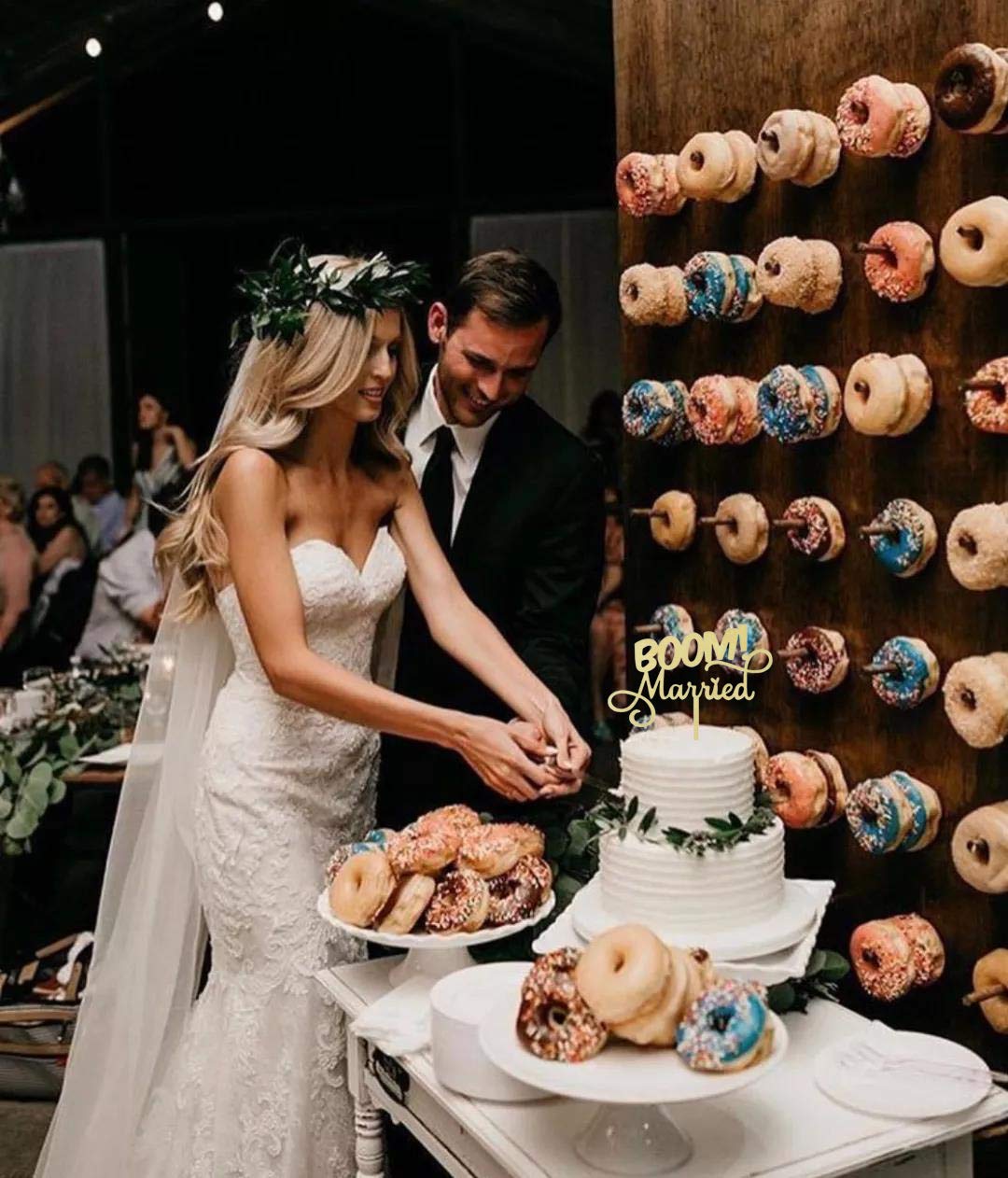 Funny Wooden Wedding Cake Topper - Quirky Nerdy Married Couple Cake Decor for Wedding, Anniversary & Engagement Celebrations