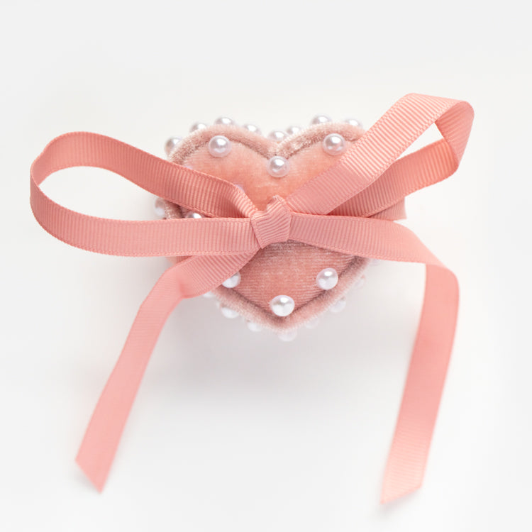 Heart Shaped Velvet Jewelry Box for Rings - Elegant Pearl Wedding Ring Holder, Perfect for Engagement, Proposal & Anniversary Gifts