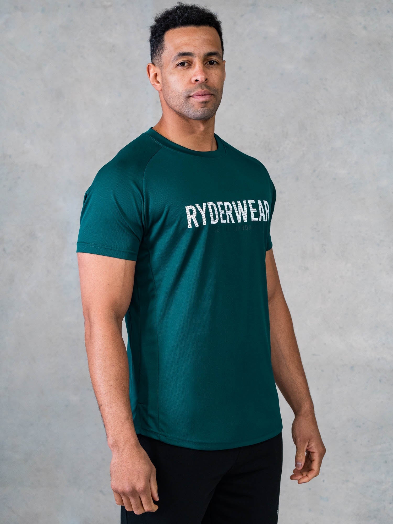 Legacy Mesh T-Shirt for Men - Breathable Emerald Green Casual Tee | Perfect for Gym, Running & Outdoor Activities