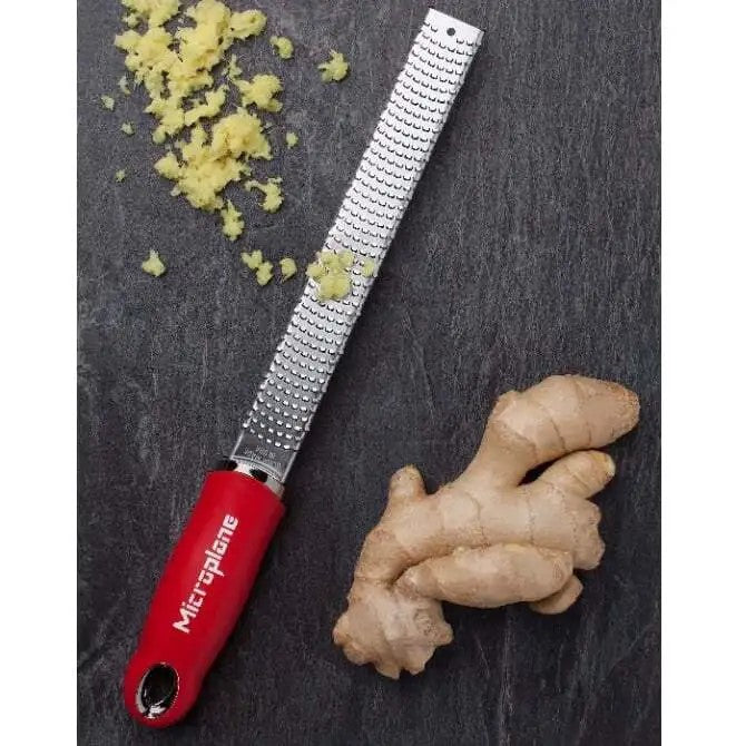 Microplane Premium Series Zester Grater - Ultra Sharp Stainless Steel Kitchen Tool for Zesting Citrus, Grating Cheese & Chocolate - Perfect for Baking, Cooking & Garnishing Dishes