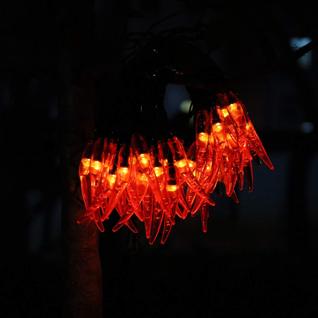 Solar Chili String Lights - 50 LED Red Chili Pepper Lights for Outdoor & Indoor Decor - Perfect for Garden, Patio, Party, Wedding, Christmas & Chinese New Year Decorations - Weatherproof Solar-Powered String Lights