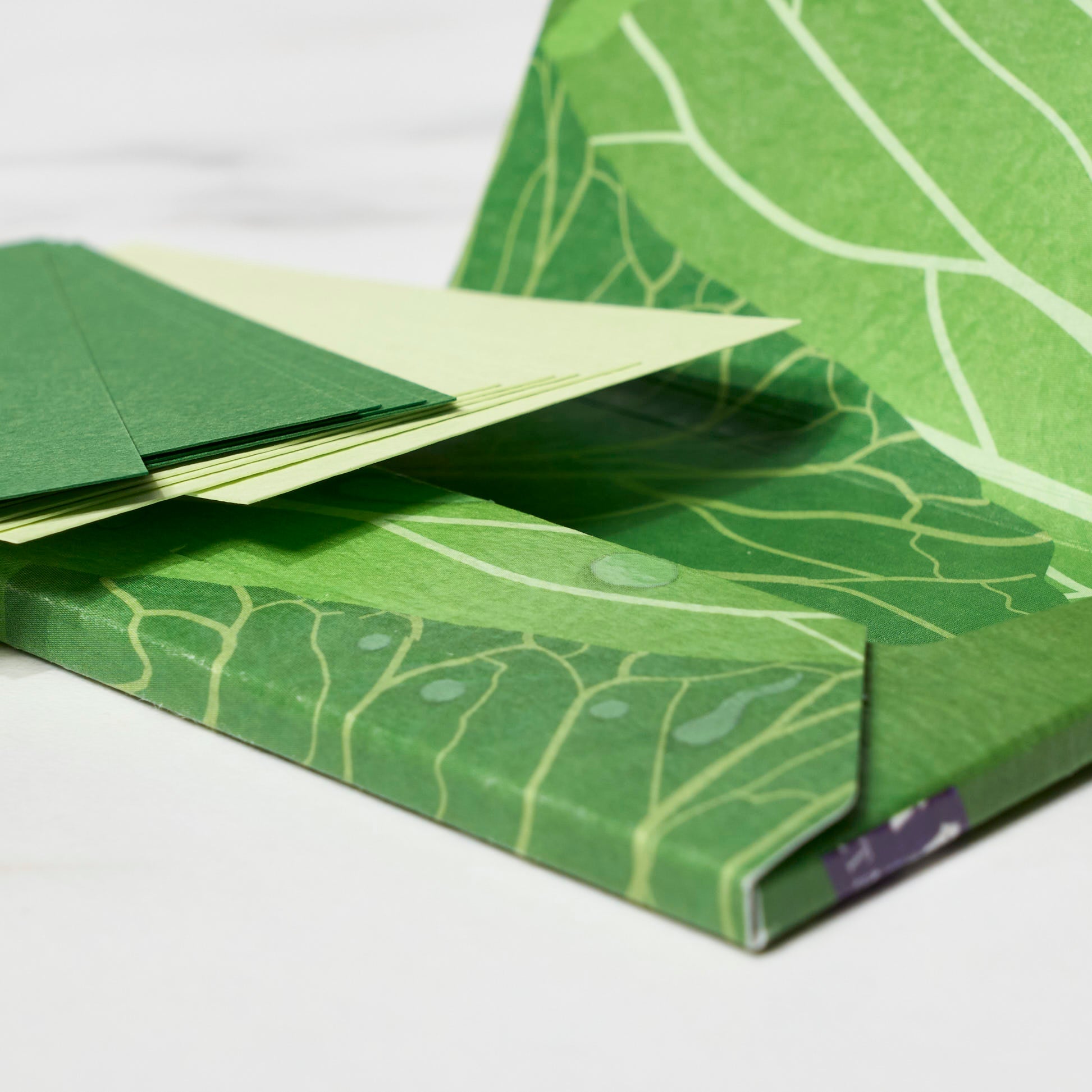 Premium Paper Card Holder - ICHIKUDO Slim Wallet for Credit Cards & IDs | Perfect for Travel, Business, and Everyday Use