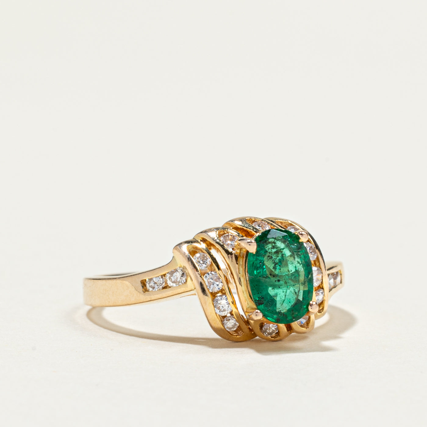 Exquisite Oval Emerald & Diamond Accented Ring - 0.45ct Emerald & 0.24ctw Diamonds - Size 6.5 - Perfect for Engagement, Anniversary & Special Occasions