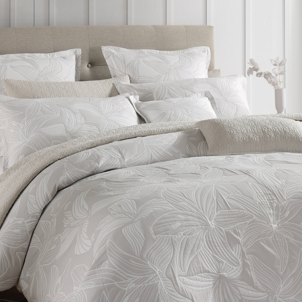 Grace Dove Quilt Cover Set | Super King Size Luxury Bedding | Soft & Breathable Cotton Duvet Cover | Perfect for Master Bedroom, Guest Room & Hotel Decor