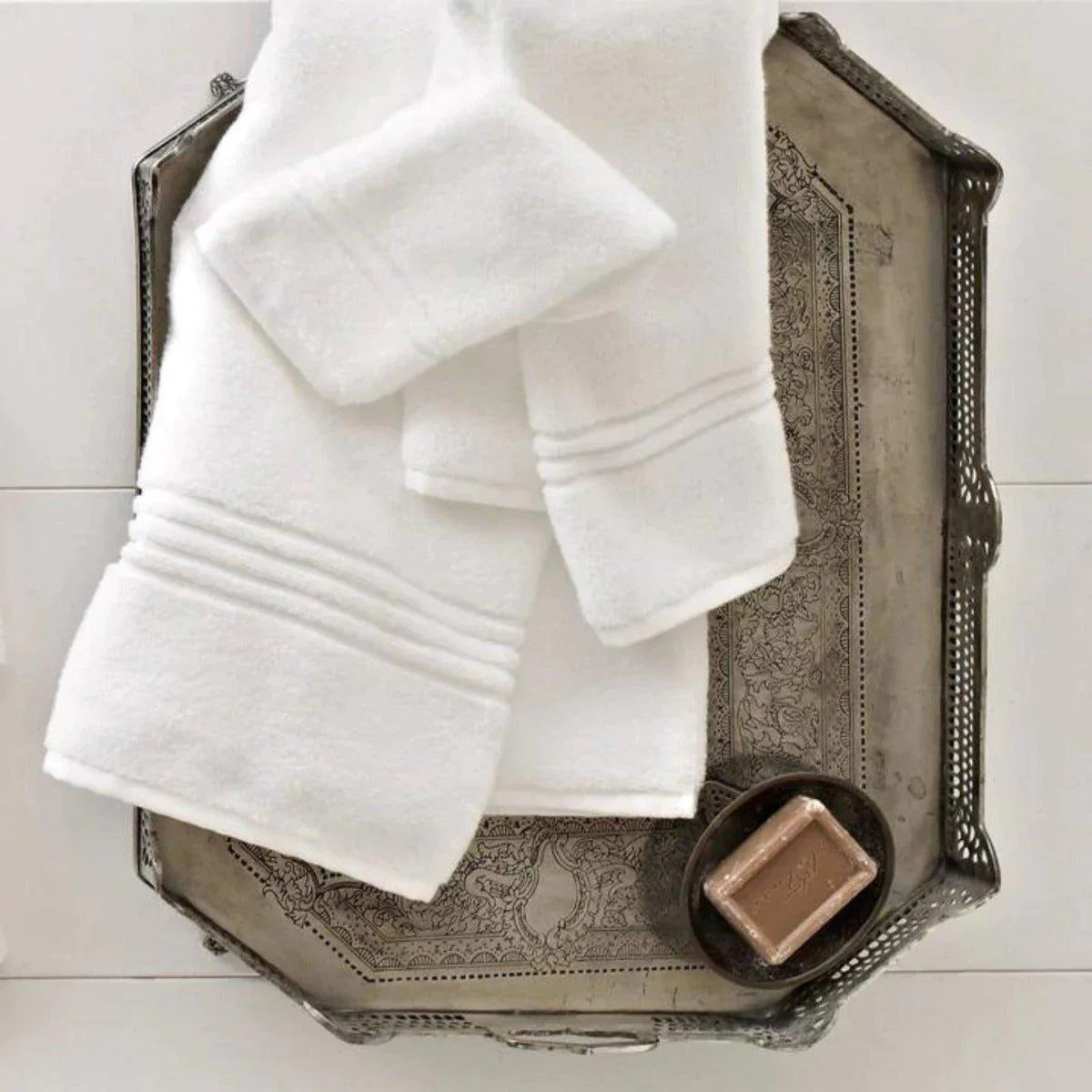 Premium Chelsea Plush Cotton Bath Towels - Ultra Soft & Absorbent White Towel Set for Spa, Bath & Luxury Home Use