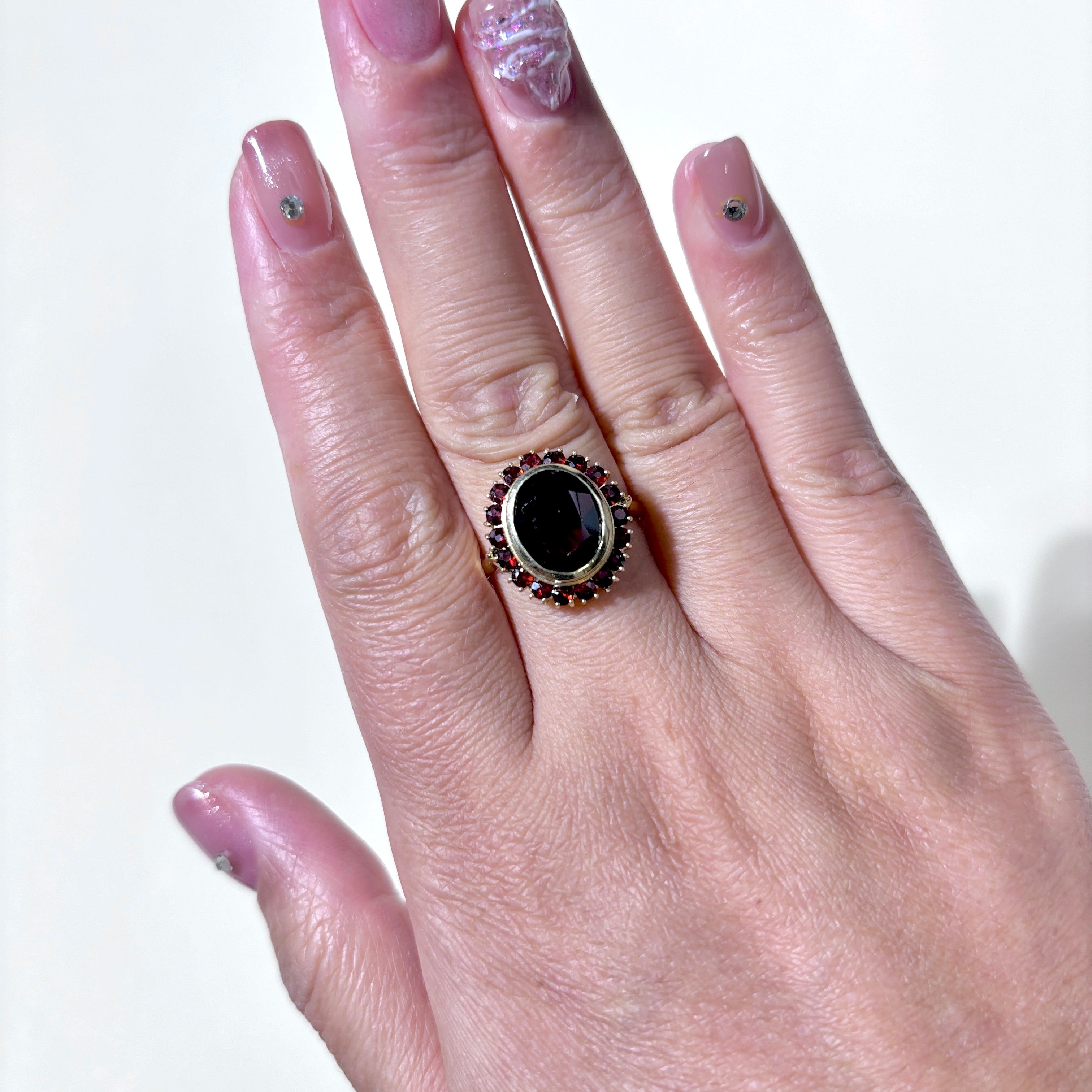 14K Yellow Gold Garnet Ring for Women | 4.57ctw Genuine Garnet Gemstone | Size 8.5 | Elegant Birthstone Jewelry Gift for January | Perfect for Engagement, Anniversary & Special Occasions