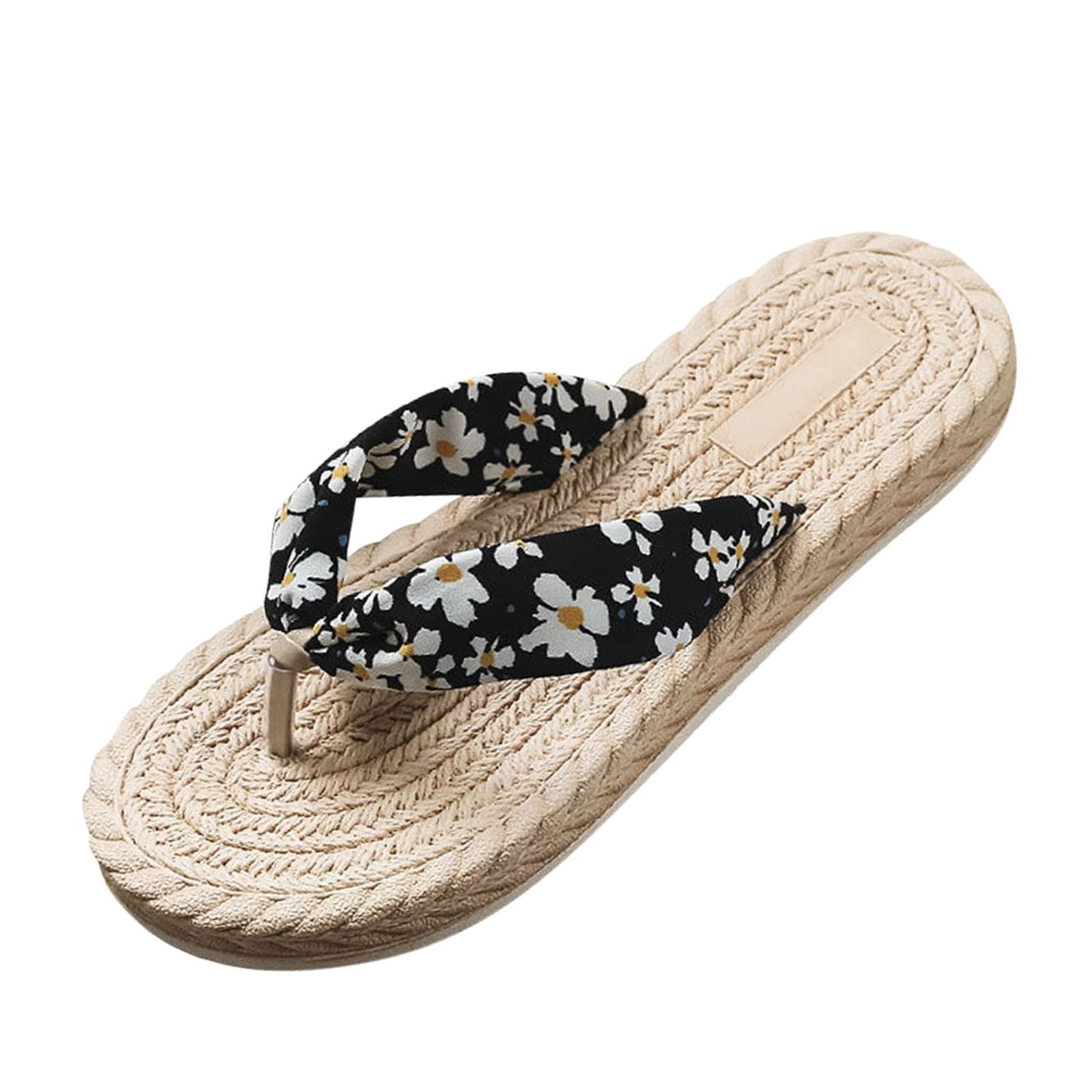 Women's Comfortable Flat Sandals - Casual Slip On Summer Slippers with Daisy Design & Non-Slip Rubber Sole - Perfect for Beach, Poolside, and Home Relaxation