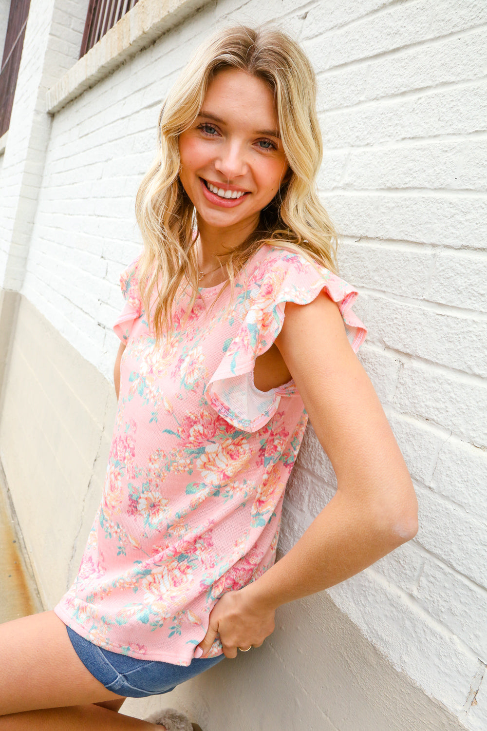 Find Love Pink Floral Print Flutter Sleeve Knit Top - Women's Romantic Blouse for Date Night & Spring Outfits