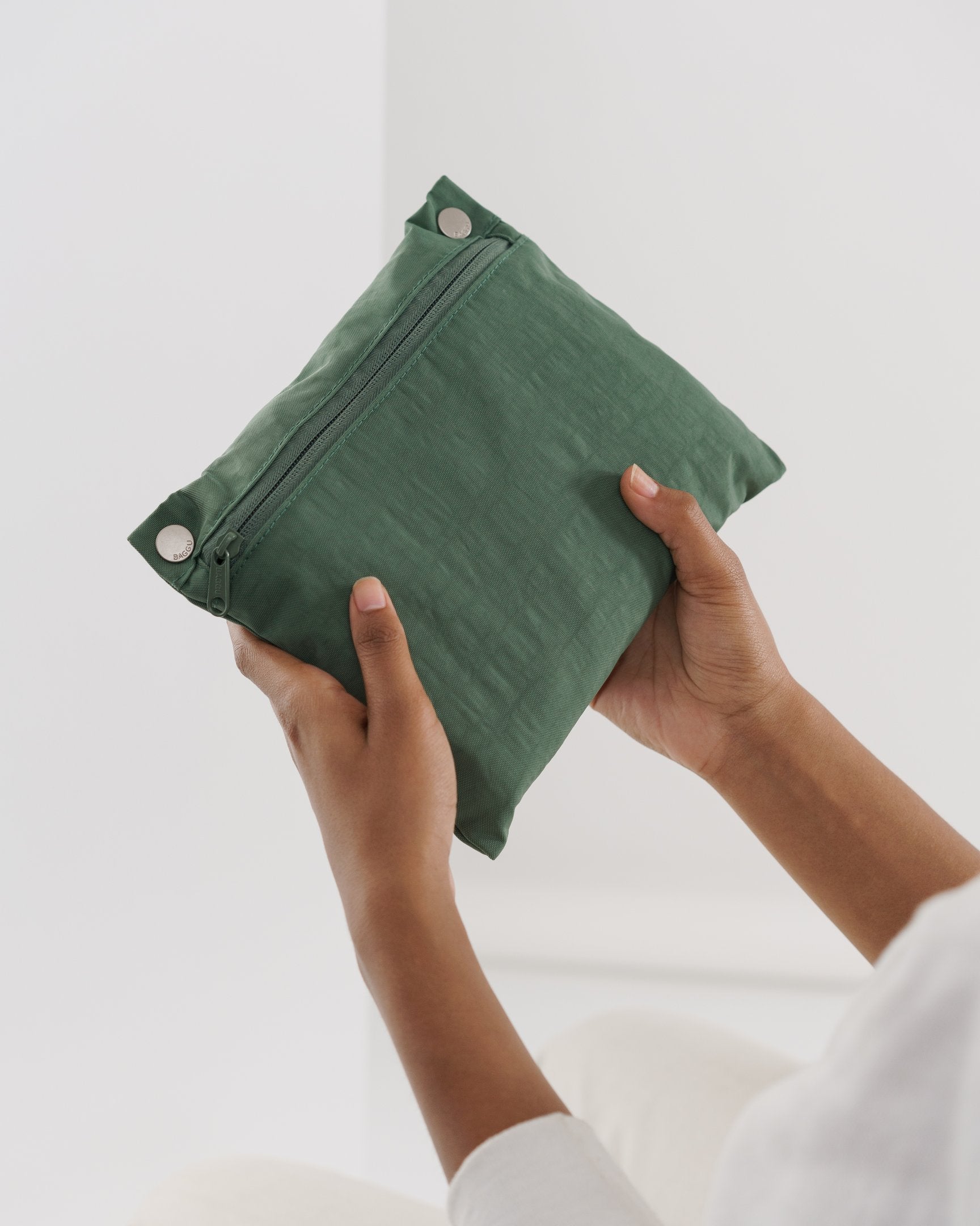 Baggu Cloud Bag - Lightweight Reusable Shopping Tote in Eucalyptus Green | Perfect for Groceries, Beach Trips & Eco-Friendly Daily Use