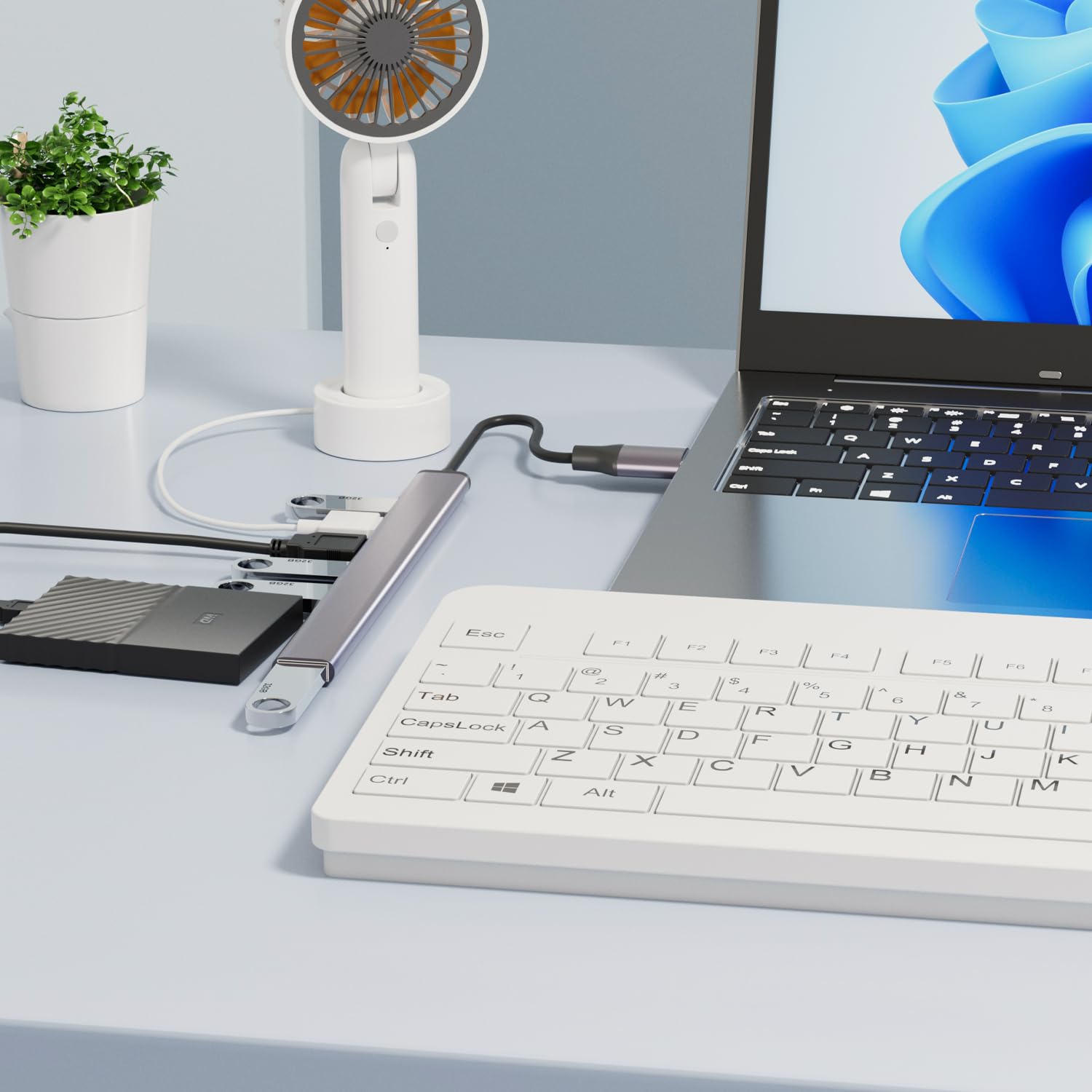 SNLLMZI Aluminum 7-Port USB 3.0 Hub - High Speed Data Transfer, Ultra Slim Portable USB Splitter for MacBook, Laptop, PC, Mac Pro, Mac Mini, iMac, Surface Pro - Perfect for Home Office, Gaming & Multi-Device Charging