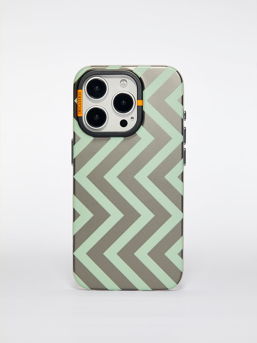 Fashionable Gold Wave Zebra Stripe Phone Case - Trendy Pale Sage Green Cover for iPhone & Samsung | Perfect for Street Style & Everyday Use