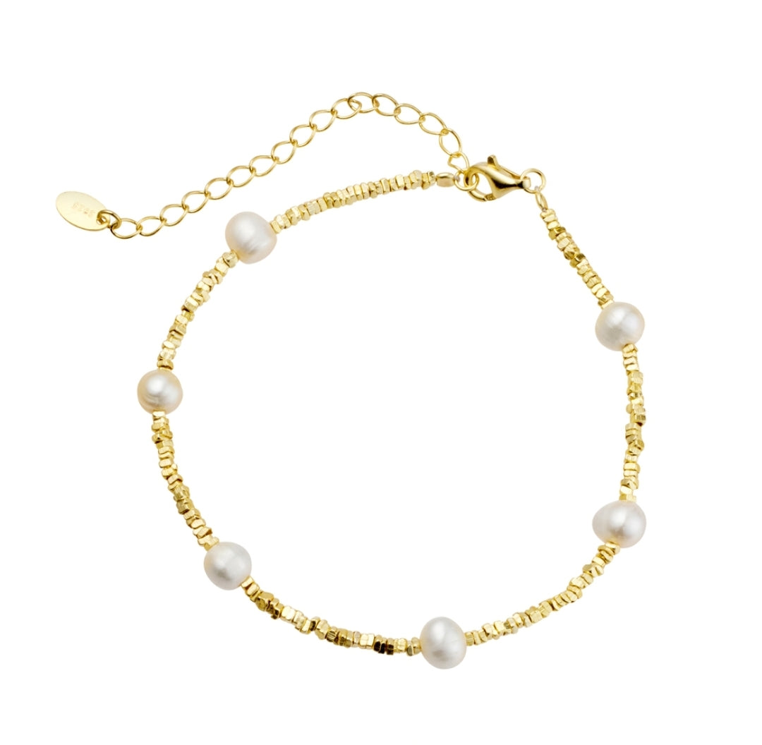 Freshwater Pearl Bracelet for Women - Elegant Gold Multi Pearl Beaded Jewelry Gift for Her | Perfect for Weddings, Parties & Everyday Wear