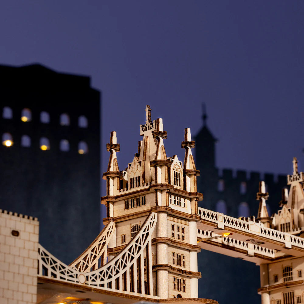 ROBOTIME Tower Bridge DIY 3D Wooden Model Kit - London Landmark Building Toy for Adults & Teens - Perfect for Home Decoration, Gift, and STEM Learning